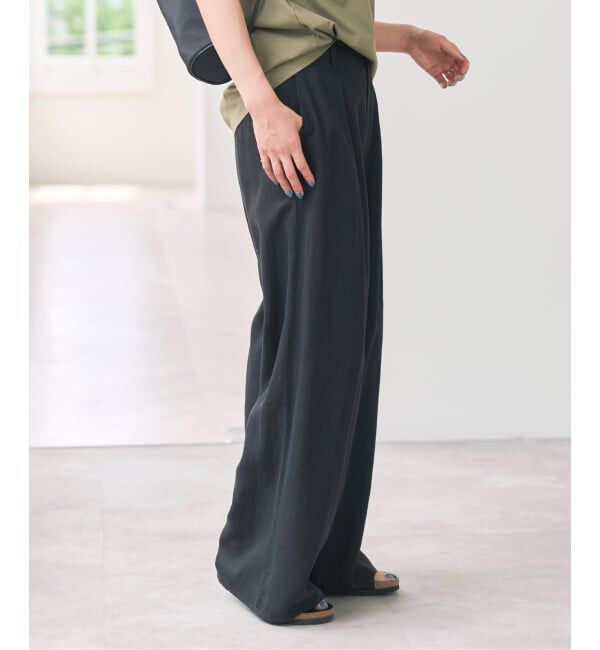 Spick and Span「ハイブリッドラミー1タックワイドパンツ」|スラックス|