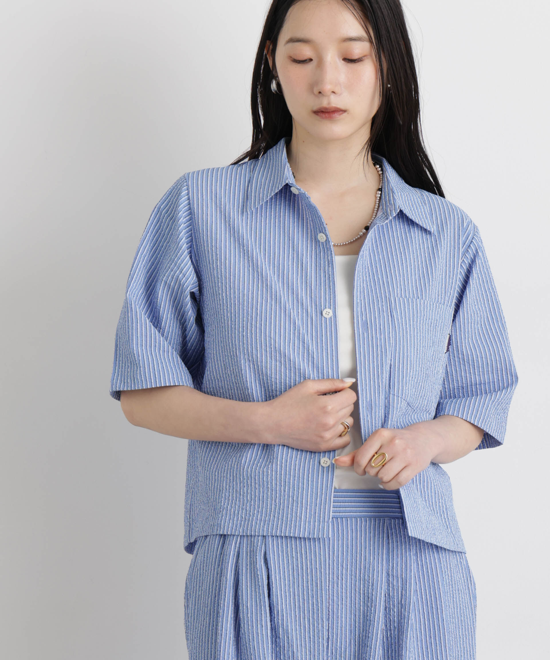nano･universe「THOUSAND MILE/SEERSUCKER STRIPE SHIRT(セットアップ可)」|シャツ・ブラウス|