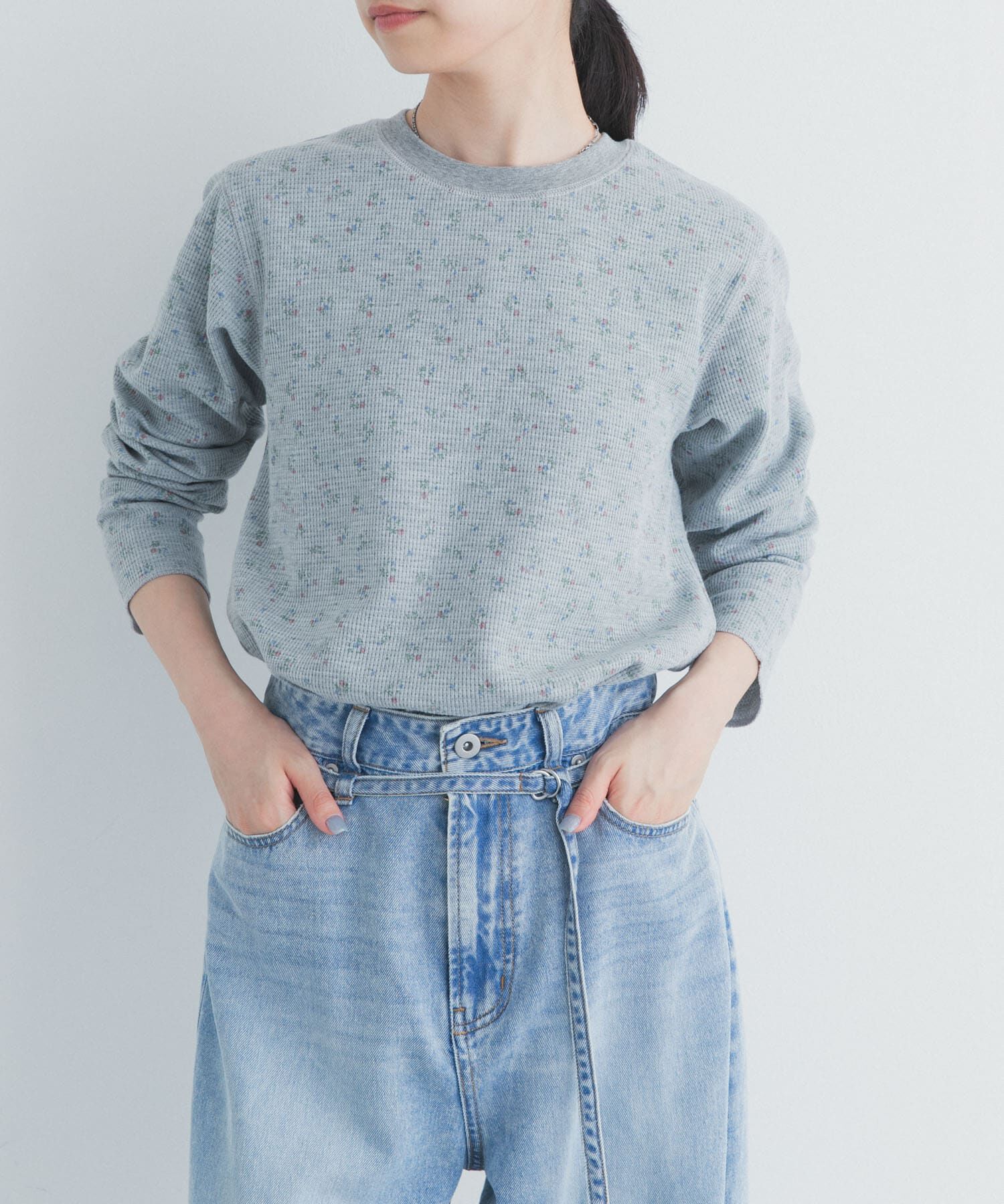 URBAN RESEARCH DOORS「『スタッフ企画』小花柄サーマルロングTシャツ」|Tシャツ・カットソー|