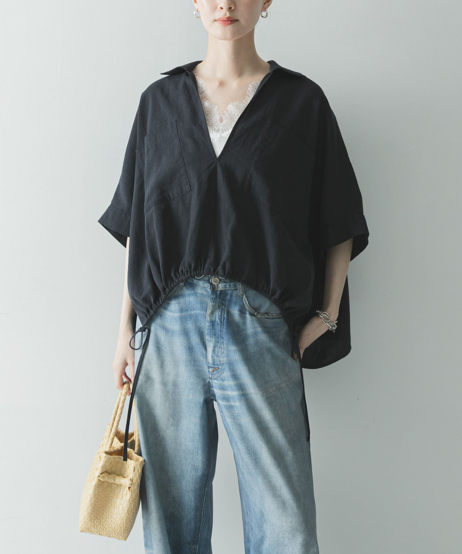 URBAN RESEARCH「ラミーレーヨンハーフスリーブギャザーヘムシャツ」|シャツ・ブラウス|
