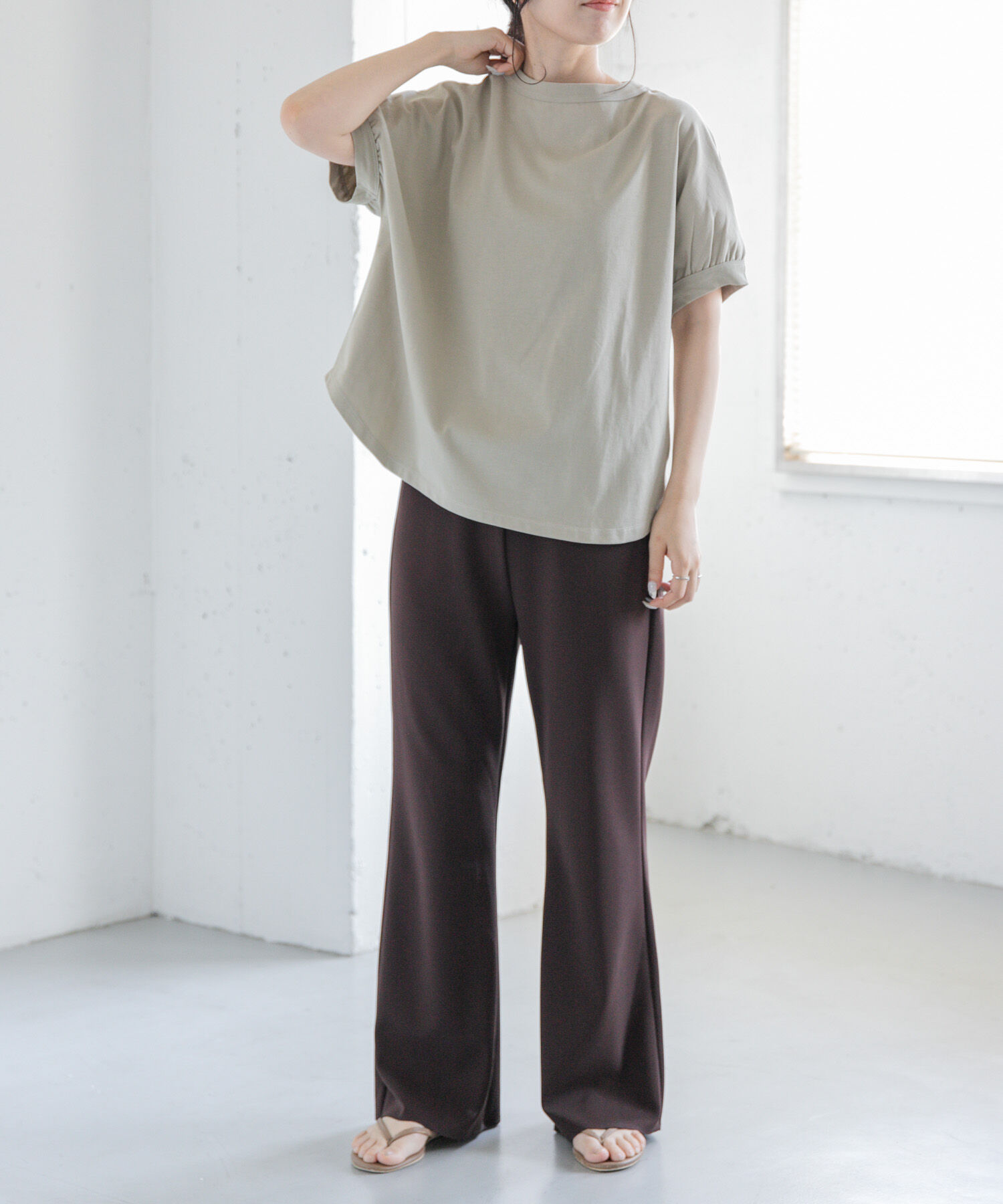 URBAN RESEARCH DOORS「FORK&SPOON　ボトルネックギャザースリーブTシャツ」|Tシャツ・カットソー|