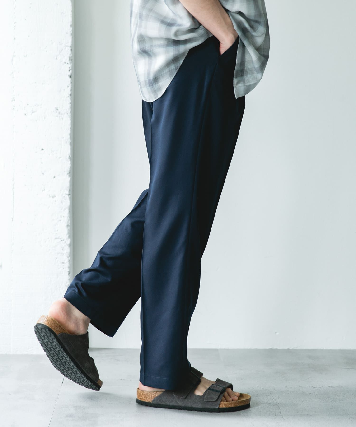 URBAN RESEARCH DOORS「COOLFIBER ツイルシャーリングスラックス」|その他|