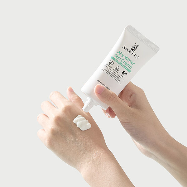  「ARZTIN(エルツティン) エアリーウォーターサンクリーム (60mL)」|ＵＶケア|