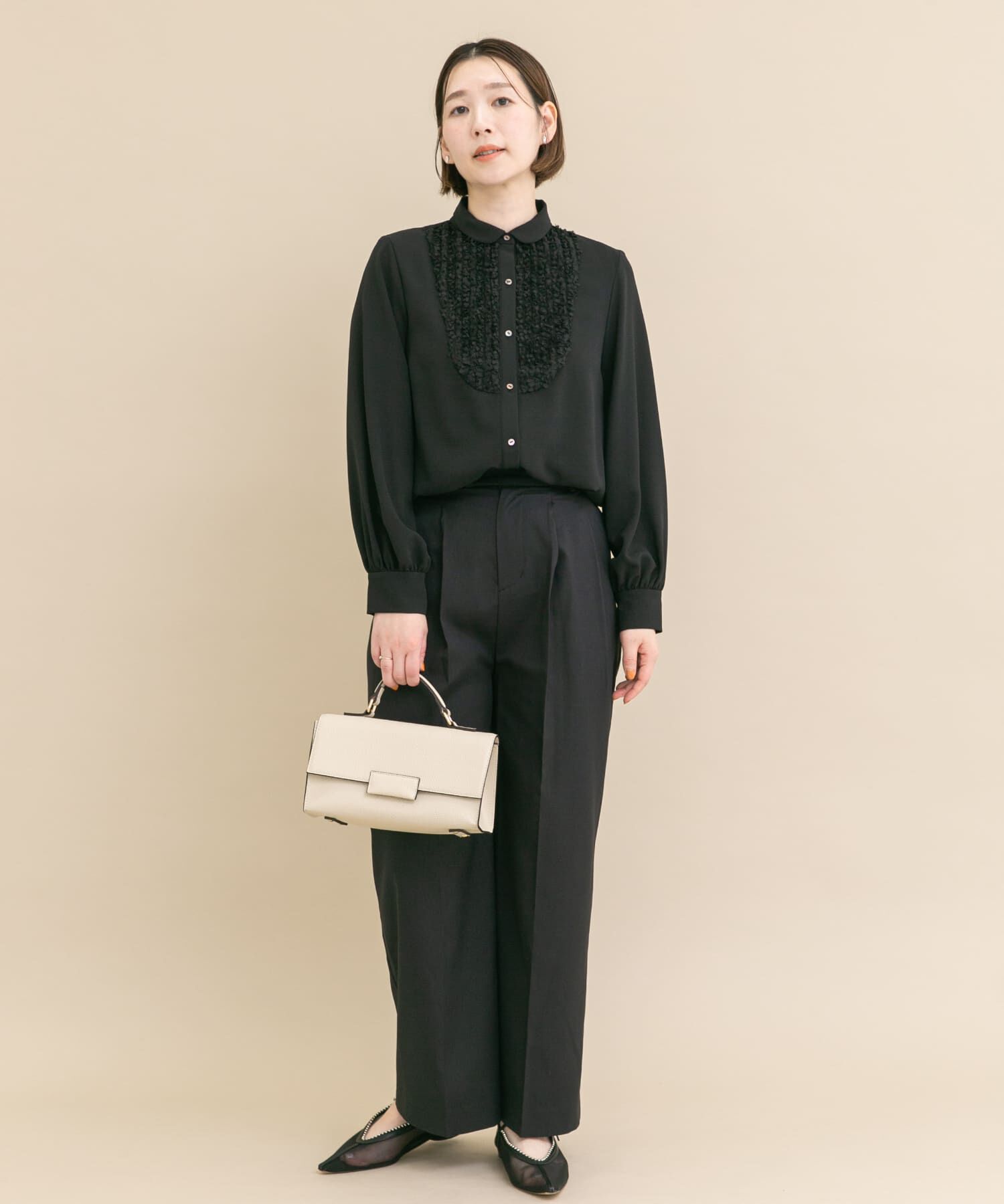 URBAN RESEARCH ROSSO「『WEB/一部店舗限定』フロントレース切替ブラウス」|シャツ・ブラウス|