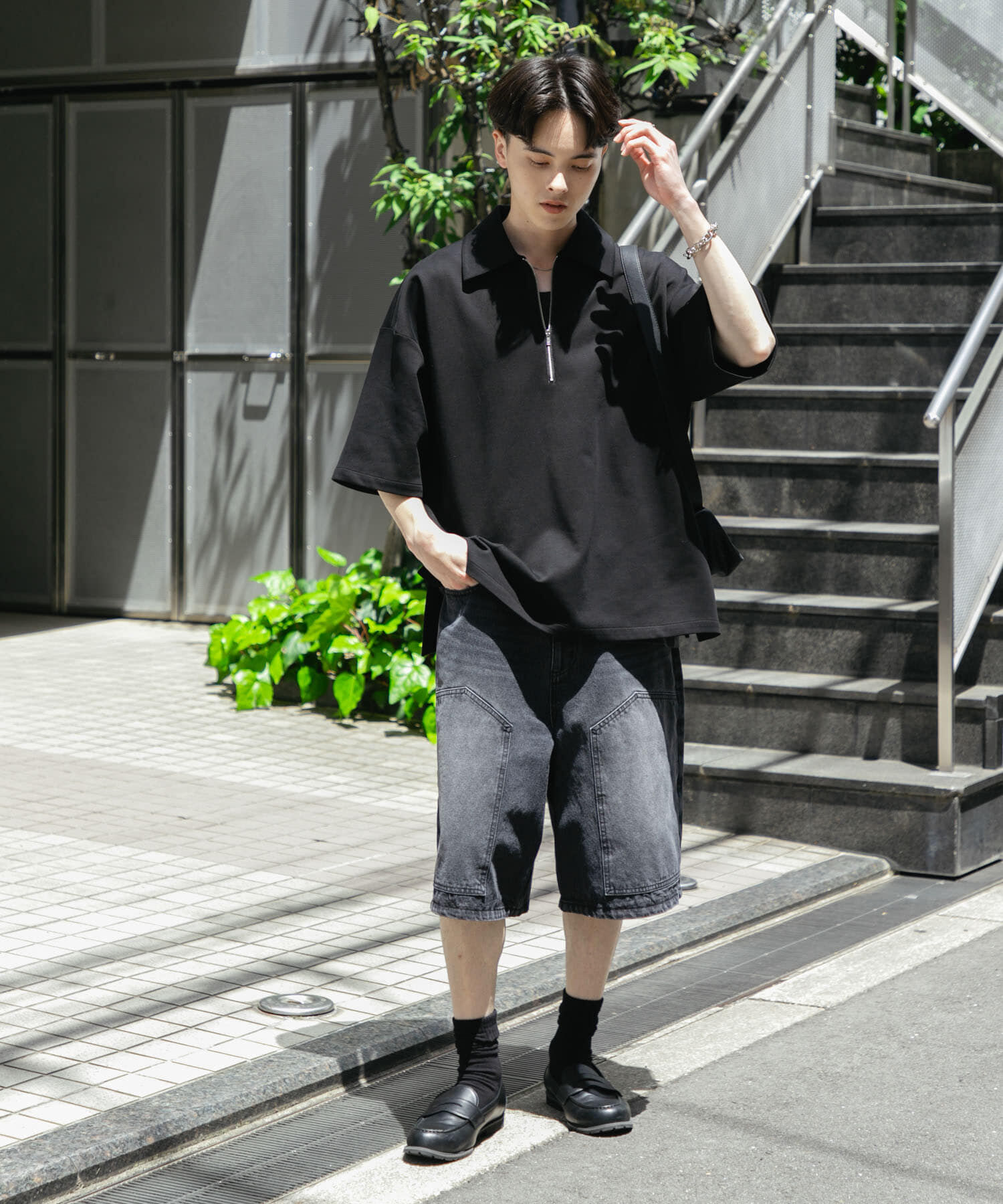 SENSE OF PLACE by URBAN RESEARCH「『ユニセックス』ダンボールポンチハーフジップショートスリーブTシャツ」|Tシャツ・カットソー|