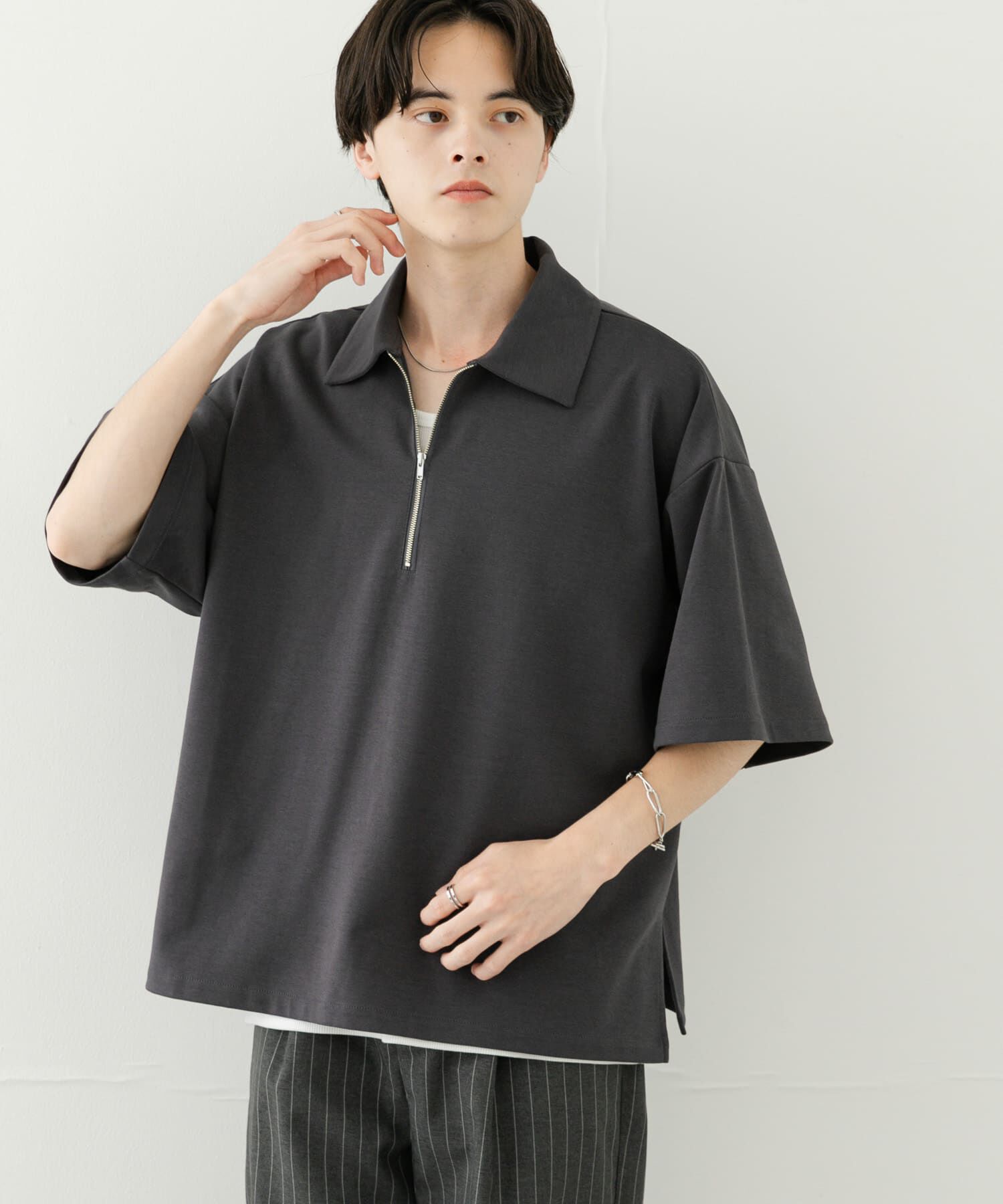 SENSE OF PLACE by URBAN RESEARCH「『ユニセックス』ダンボールポンチハーフジップショートスリーブTシャツ」|Tシャツ・カットソー|