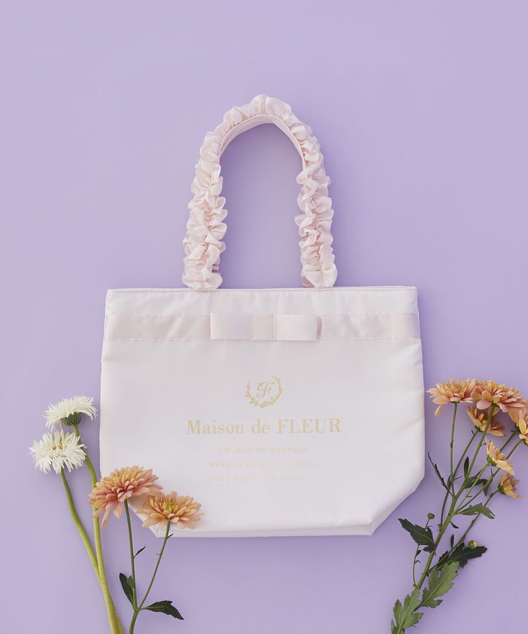 Maison de FLEUR「【Mサイズ/A4対応】ブランドロゴフリルハンドルトートMバッグ」|トートバッグ|ピンク