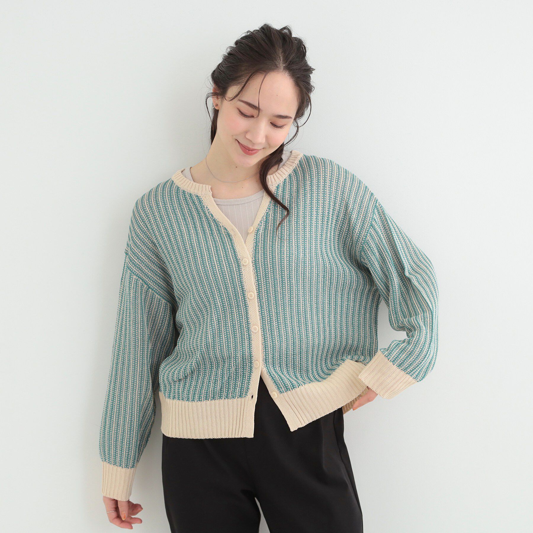 SHOO･LA･RUE「【洗濯機可/S-LL】キーネックでお顔周りすっきり ざっくり編みカーディガン」|カーディガン|