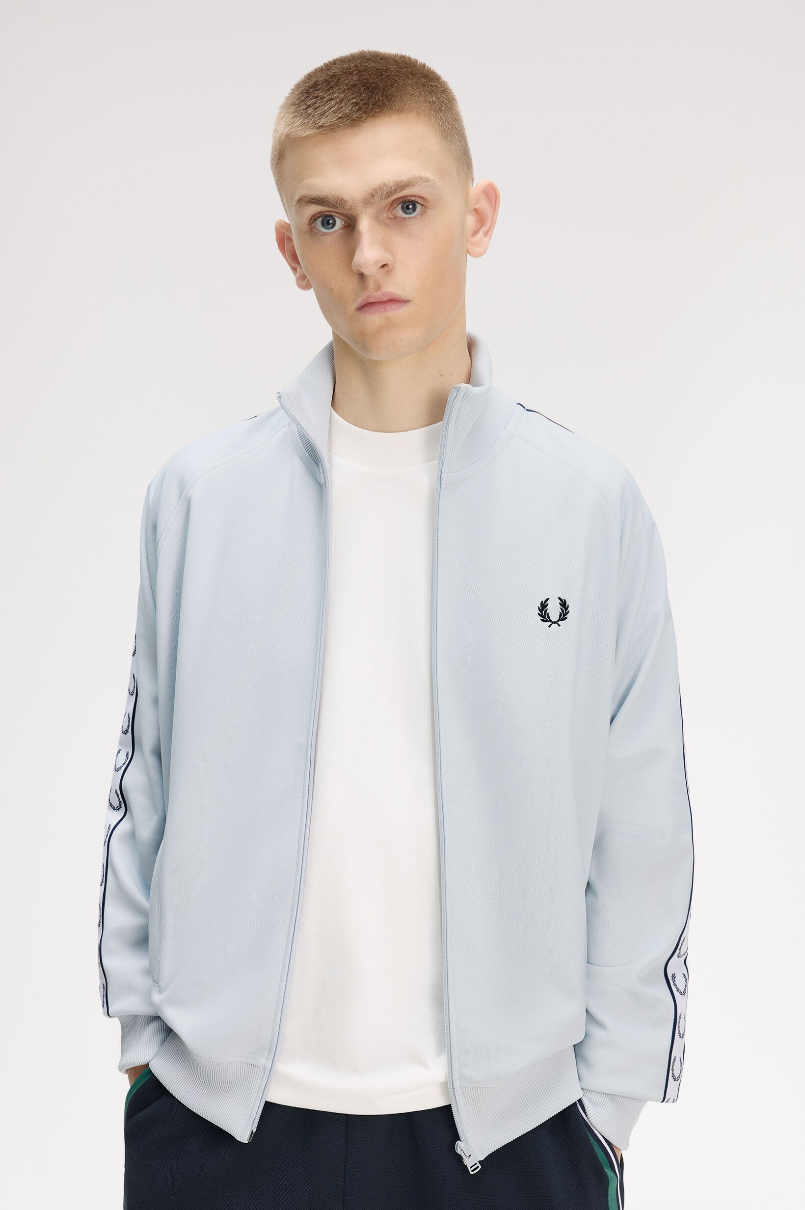FRED PERRY 「Taped Track Jacket／フレッドペリートラックジャケット」|スウェット・ジャージ|