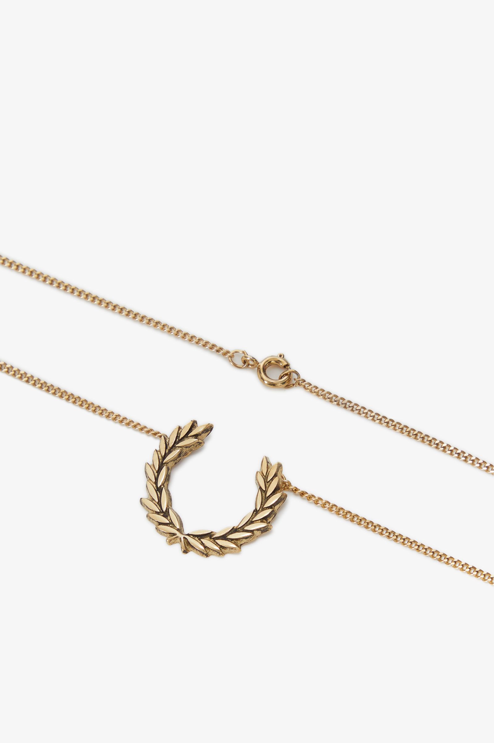 FRED PERRY 「Laurel Wreath Necklace／ローレルリースネックレス」|ネックレス|