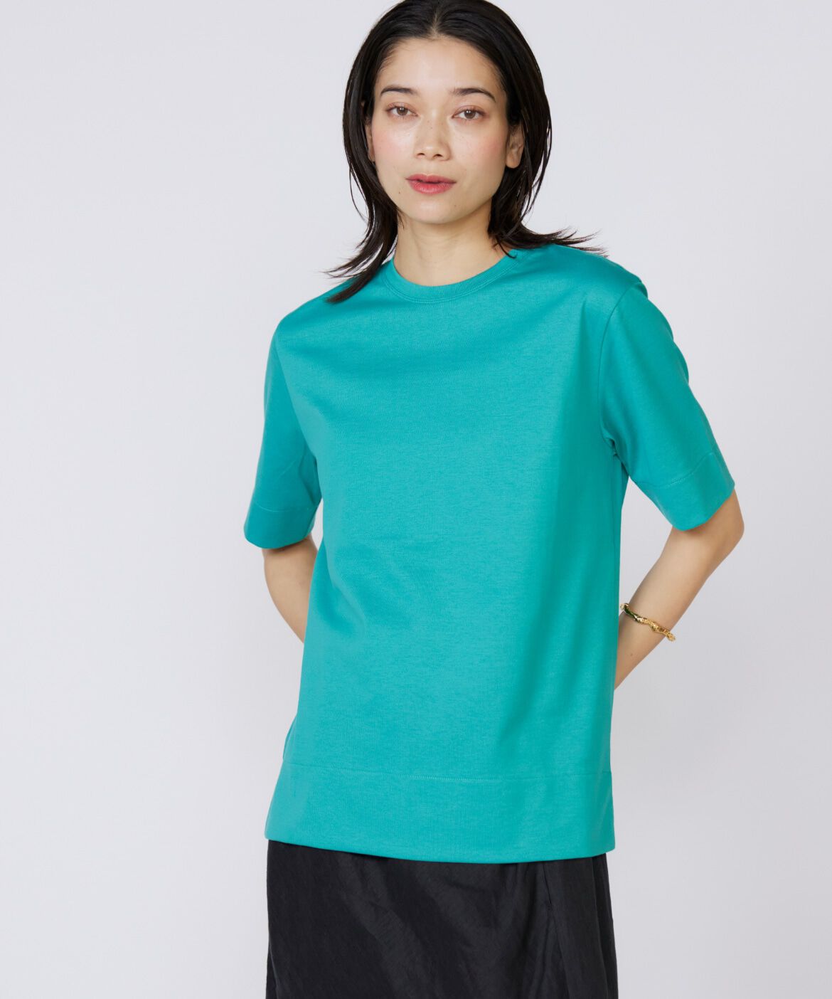 INED「《大きいサイズ》サイドスリットデザインTシャツ」|Tシャツ・カットソー|グリーン