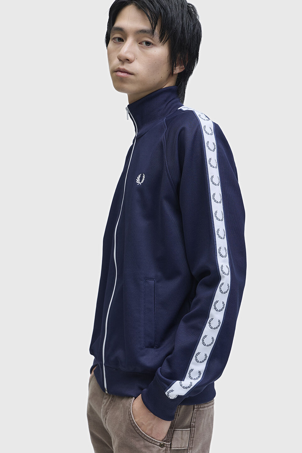 FRED PERRY 「Taped Track Jacket／フレッドペリートラックジャケット」|スウェット・ジャージ|