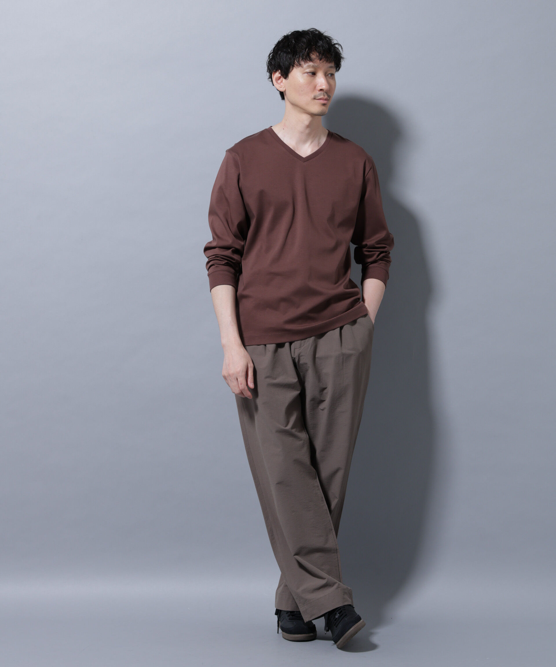nano･universe「アンチスメルVネックTシャツ 長袖」|Tシャツ・カットソー|