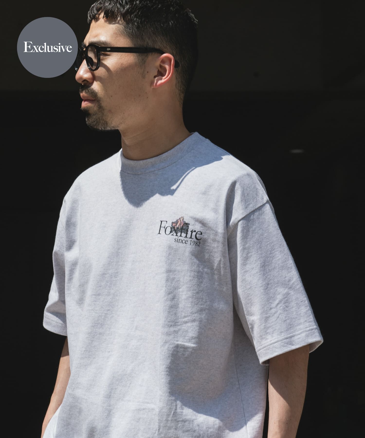 URBAN RESEARCH DOORS「『別注』Foxfire&times;DOORS　焚火プリントTシャツ」|Tシャツ・カットソー|ライトグレー