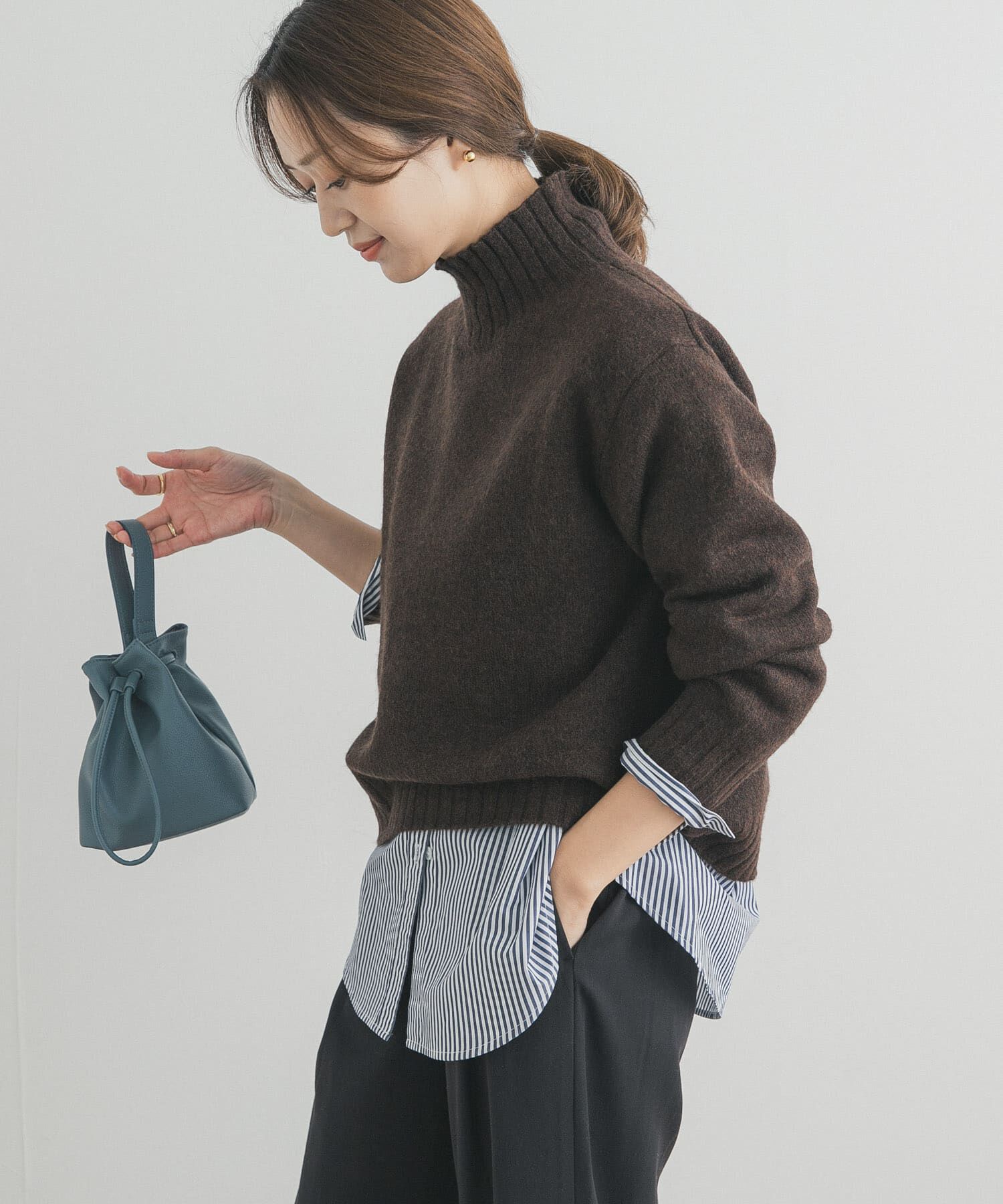 URBAN RESEARCH DOORS「タートルネックニットプルオーバー」|ニット・セーター|ブラウン