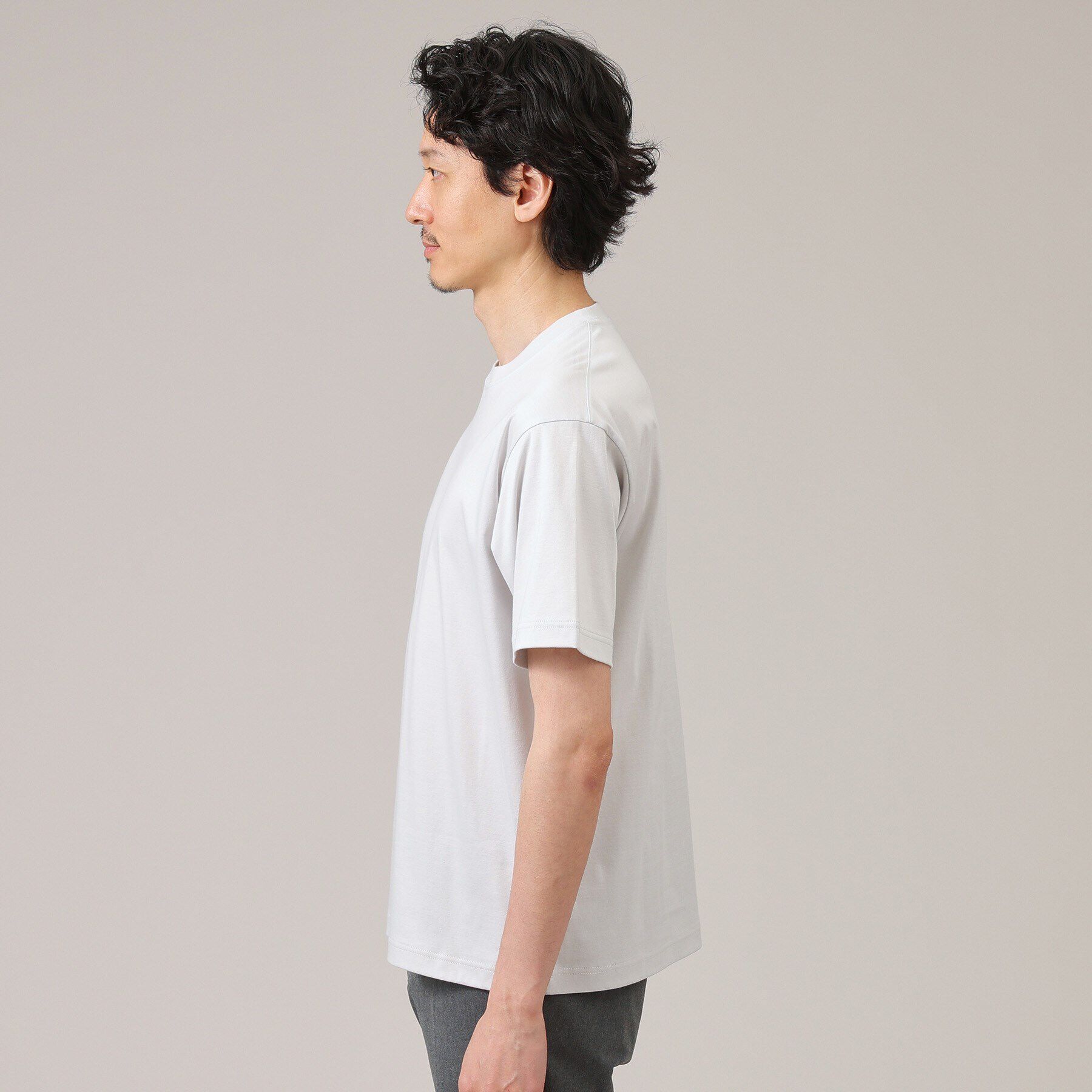 TAKEO KIKUCHI「【刺繍ロゴT】スムース ワンポイント Tシャツ」|Tシャツ・カットソー|