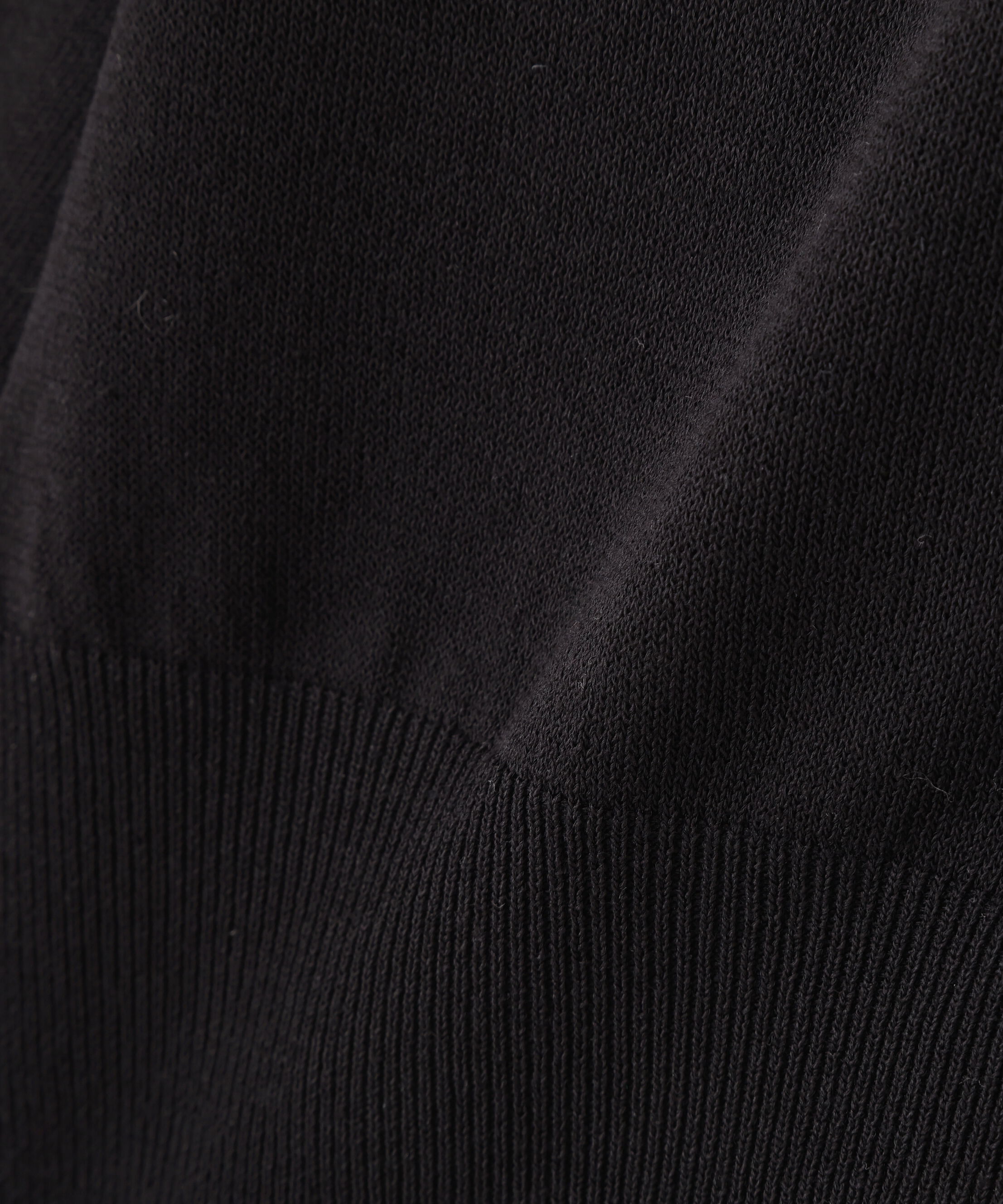  「〈ちょうど、いい服〉さらりと、涼しげ麻混カーディガン」|ニット・セーター|