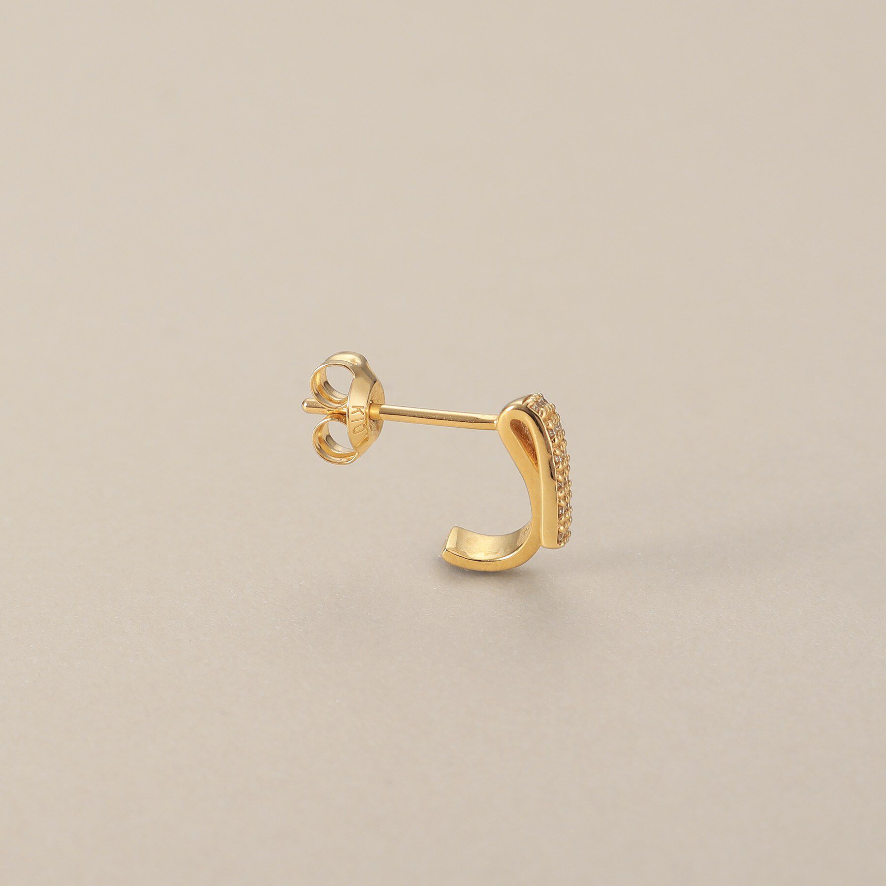 COCOSHNIK「K10ダイヤモンド フォールディング スタッドピアス」|ピアス|