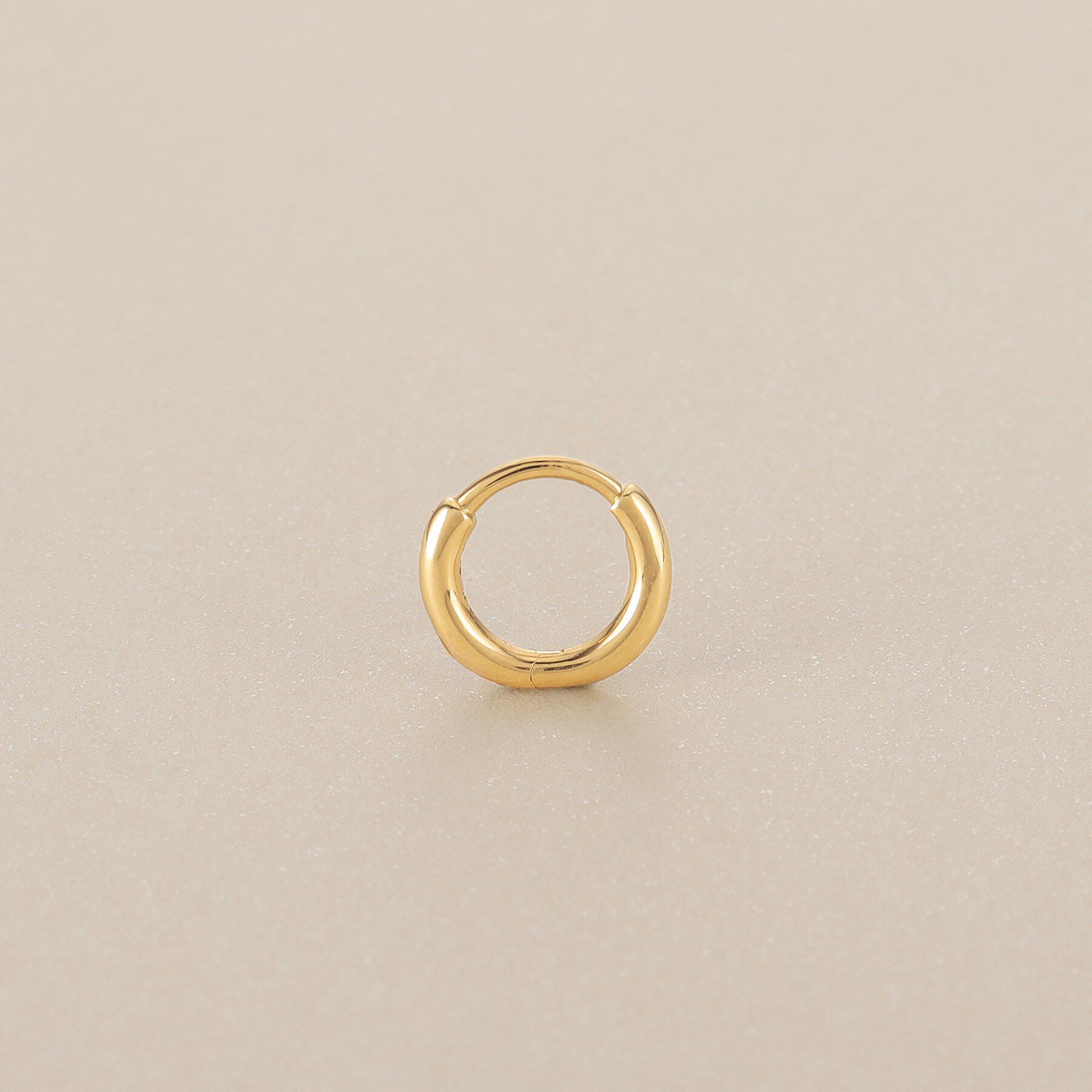 COCOSHNIK「K18丸線 中折れピアス」|ピアス|