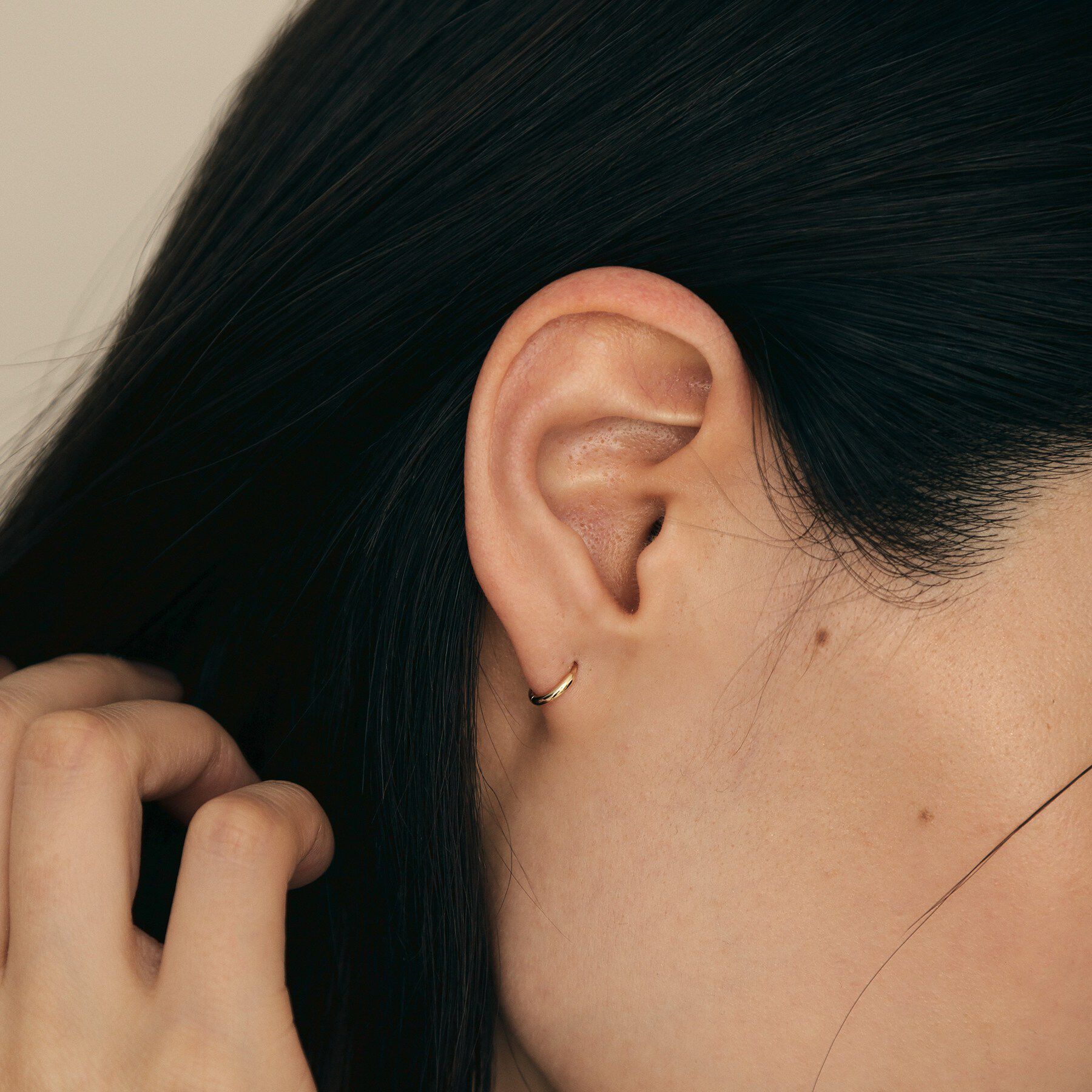 COCOSHNIK「K18丸線 中折れピアス」|ピアス|