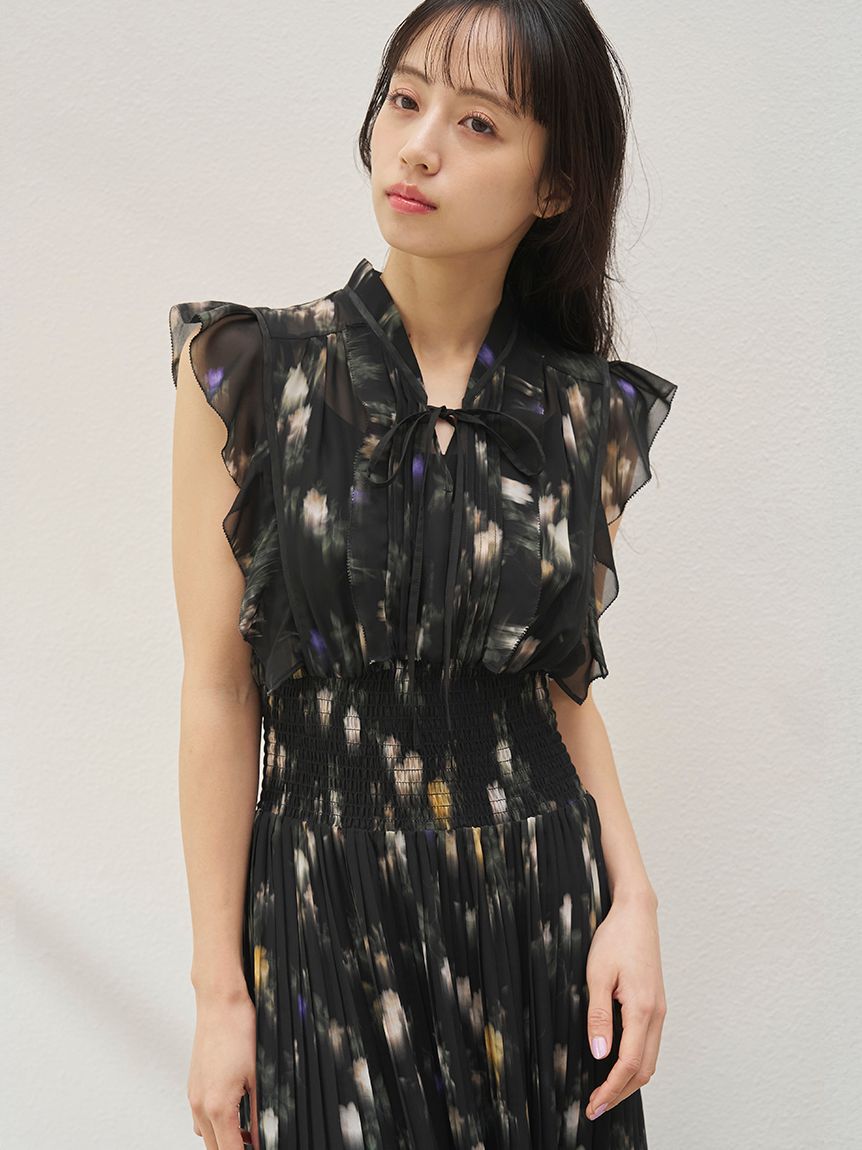 SNIDEL「【販路限定サイズあり】Sustainableフリルプリーツワンピース」|ワンピース|