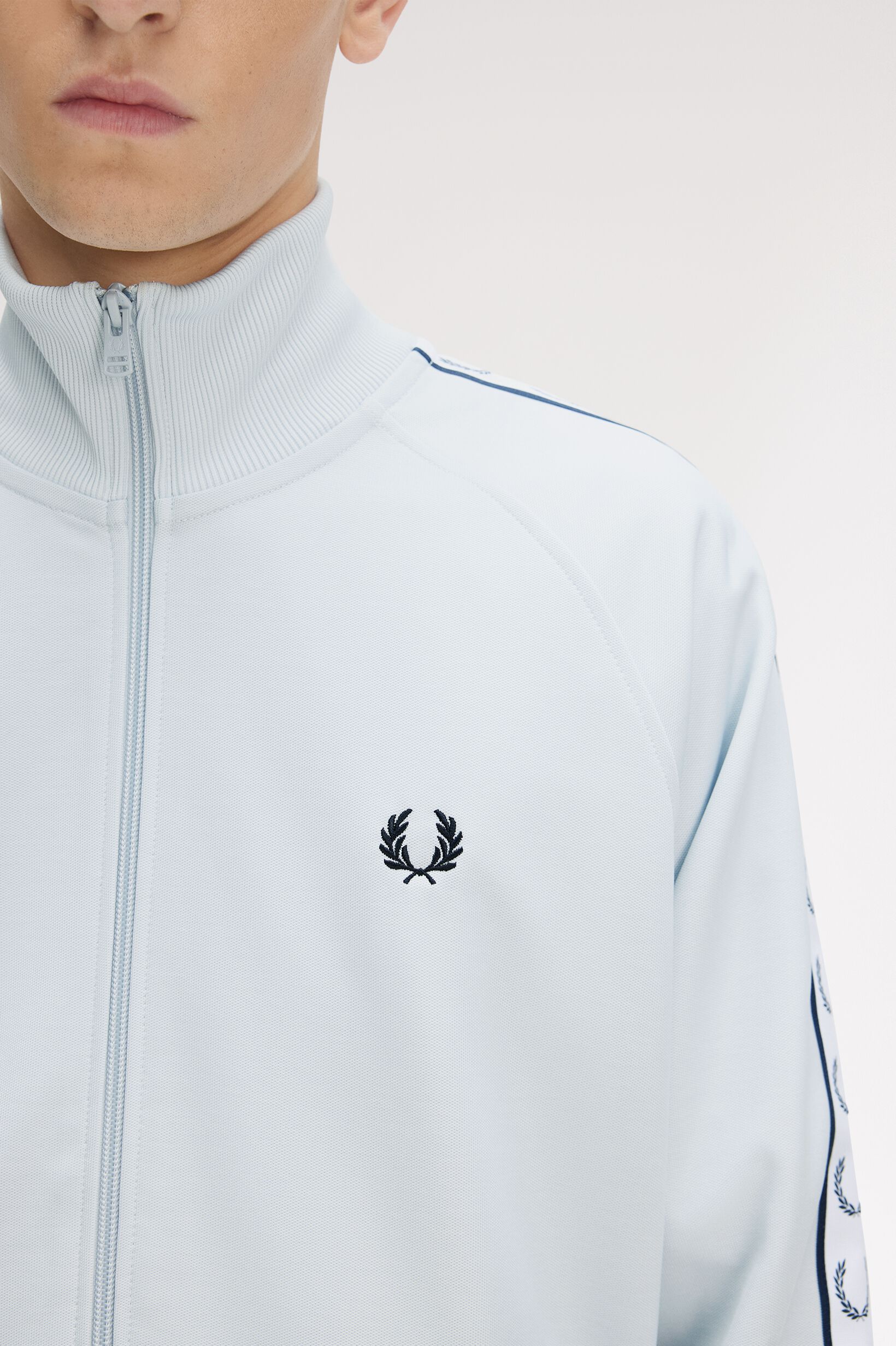 FRED PERRY 「Taped Track Jacket／フレッドペリートラックジャケット」|スウェット・ジャージ|