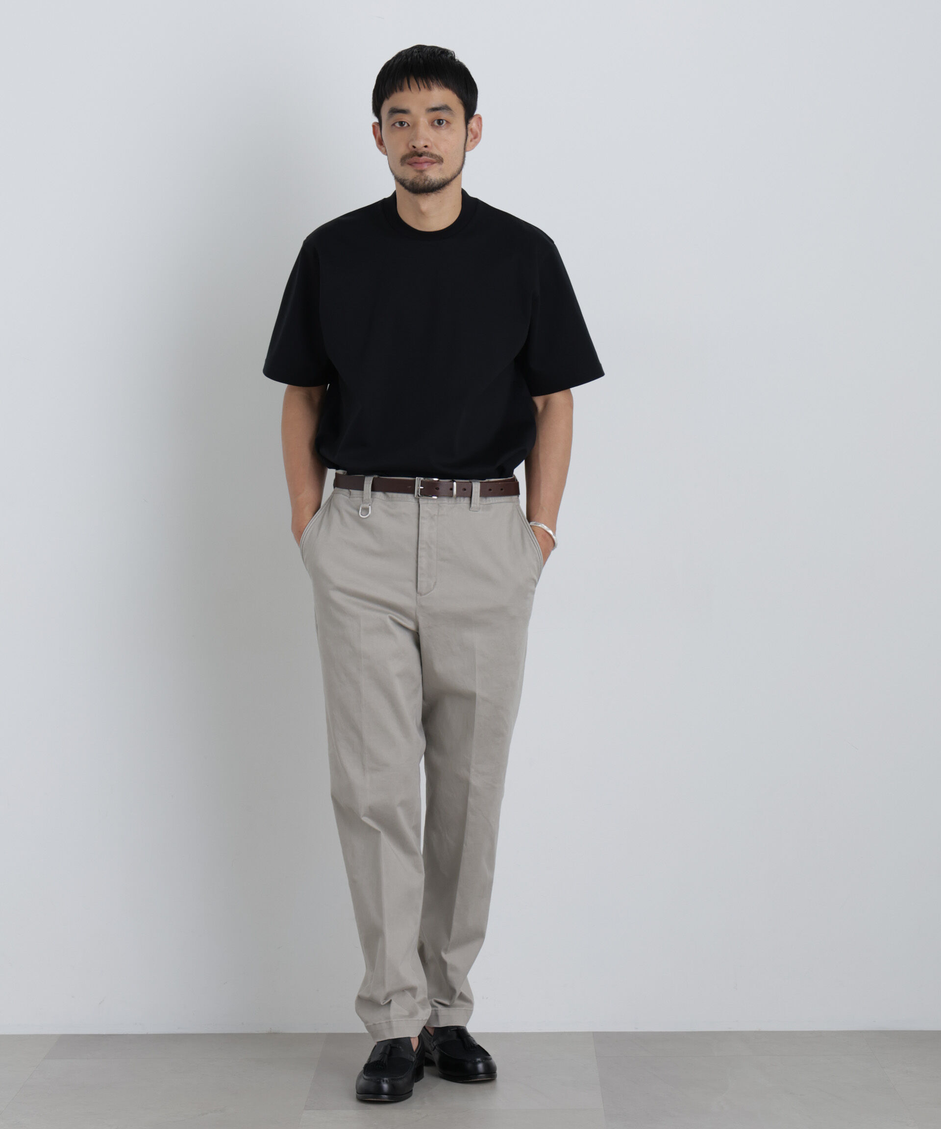 nano･universe「NewOnTrousers フェードサテンSlim テーパー」|チノ|