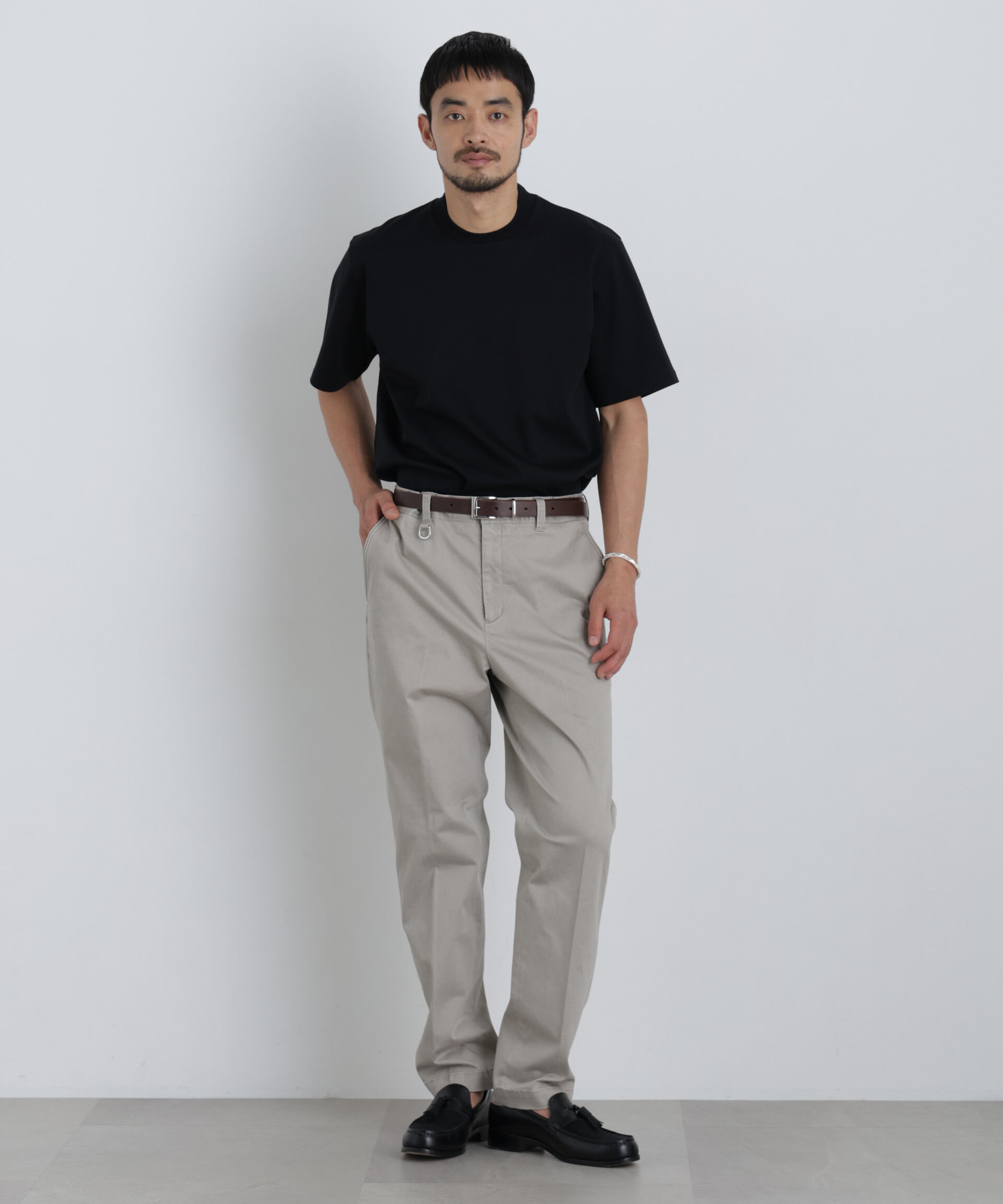 nano･universe「NewOnTrousers フェードサテンSlim テーパー」|チノ|