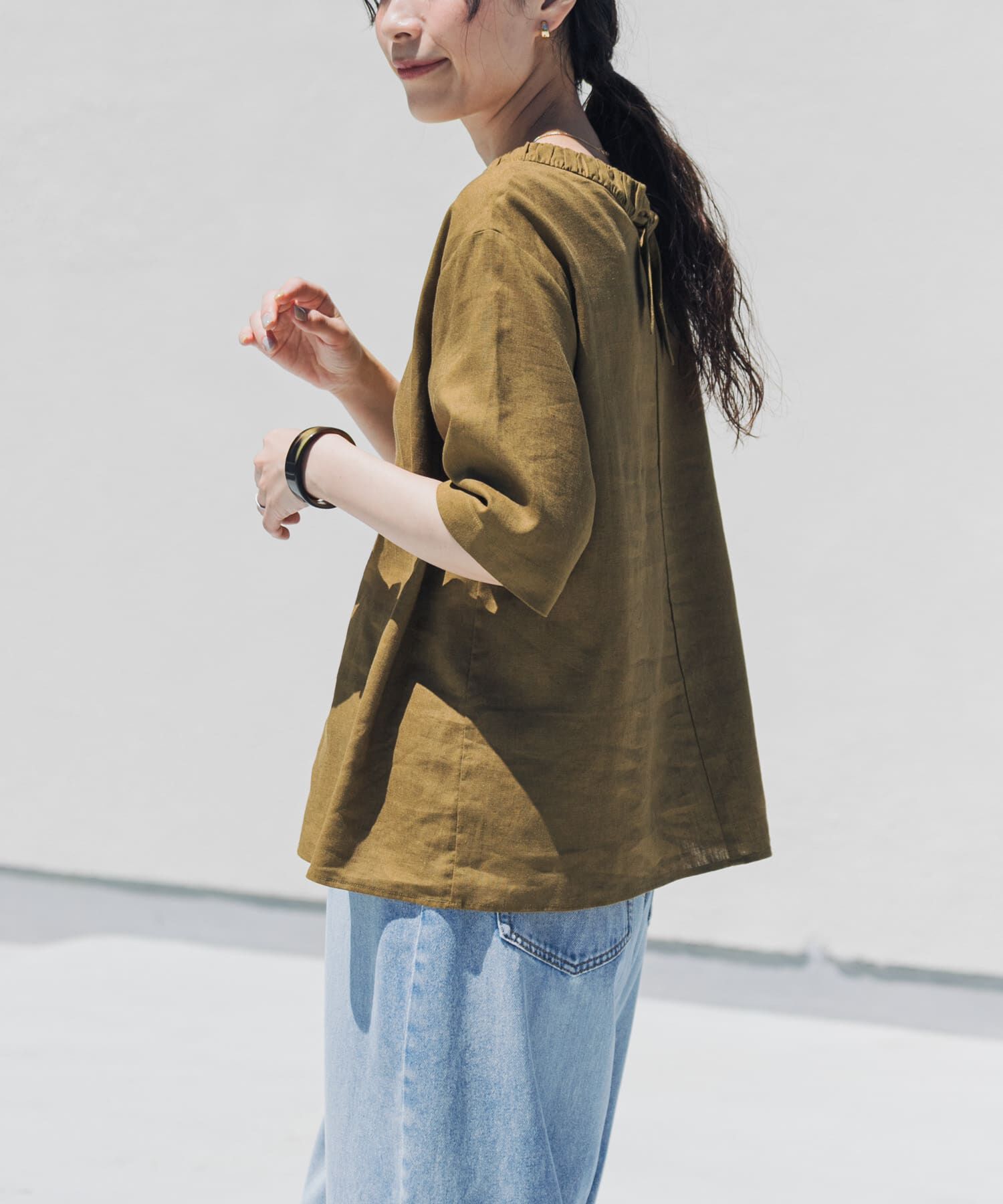 URBAN RESEARCH DOORS「リネンレーヨンバックリボンブラウス」|シャツ・ブラウス|
