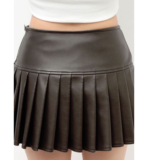 GYDA「スリットフェイクレザープリーツスカートライクショートパンツ」|スカート|