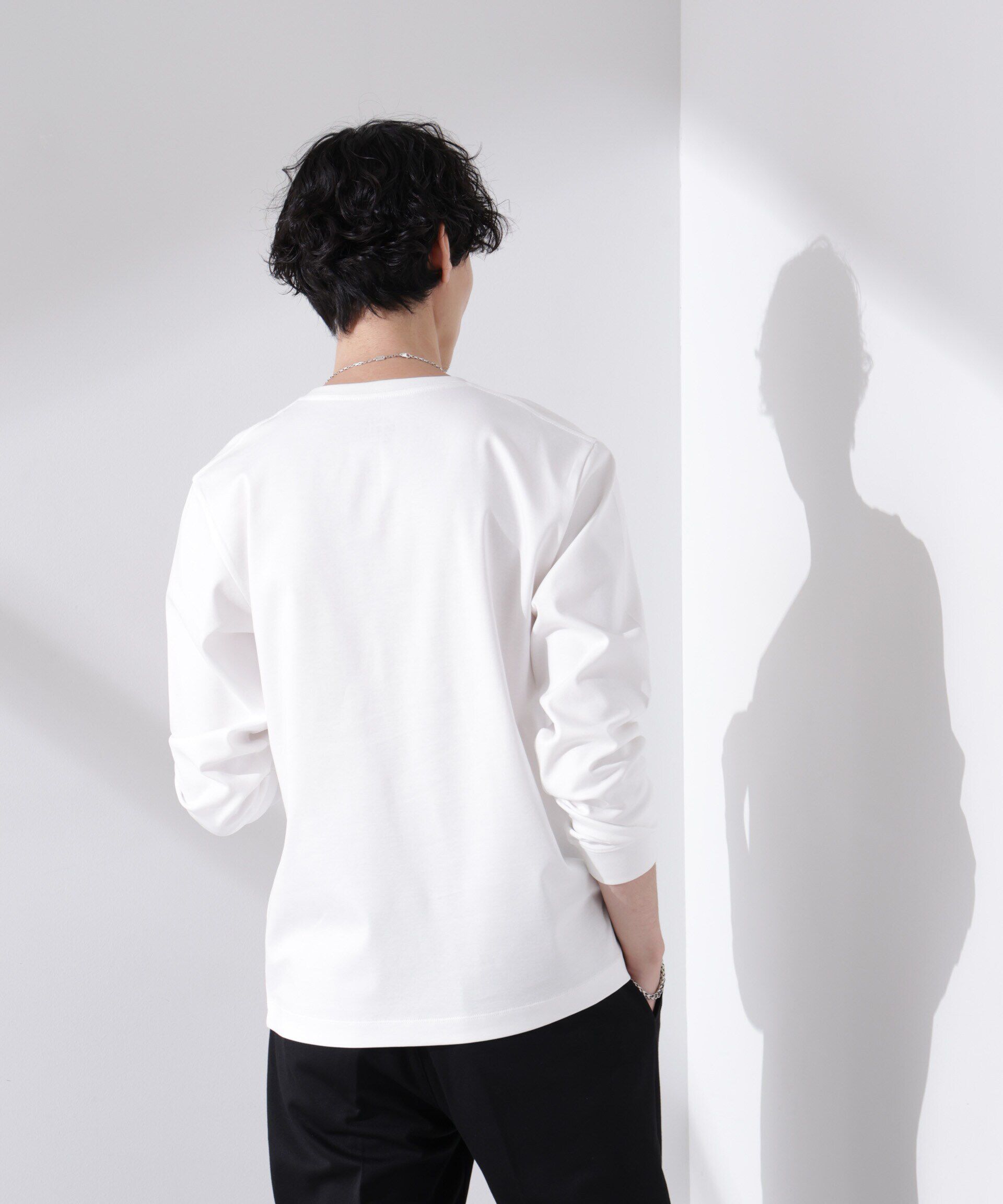 nano･universe「アンチスメル VネックTシャツ 長袖」|Tシャツ・カットソー|