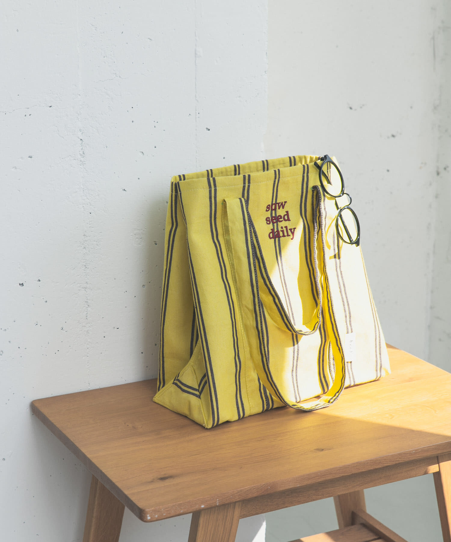 URBAN RESEARCH DOORS「『別注』beej&times;DOORS　ストライプトートバッグ」|トートバッグ|