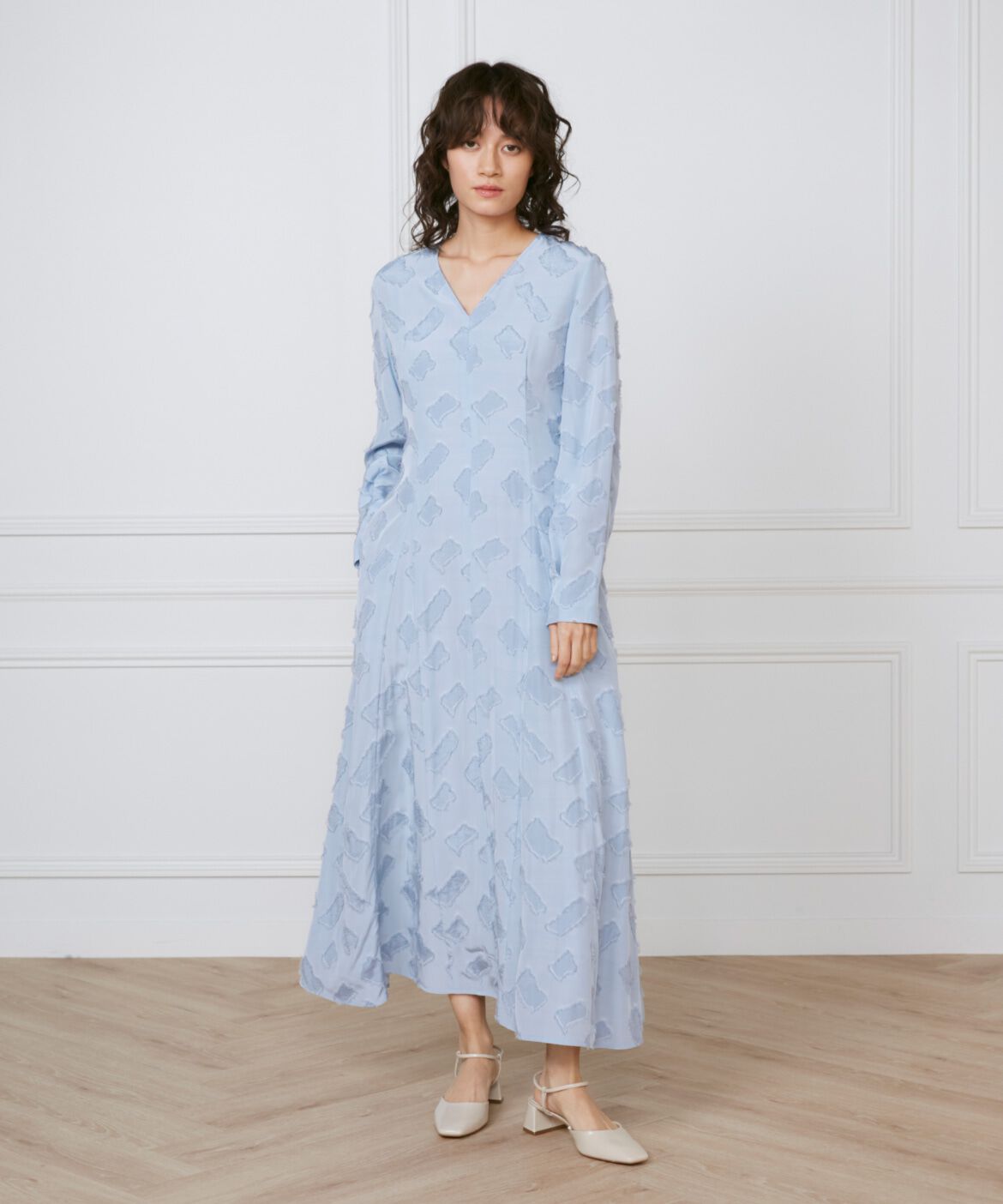 INED「《大きいサイズ》ミディ丈ワンピース　《la veille by SUPERIOR CLOSET》」|ワンピース|