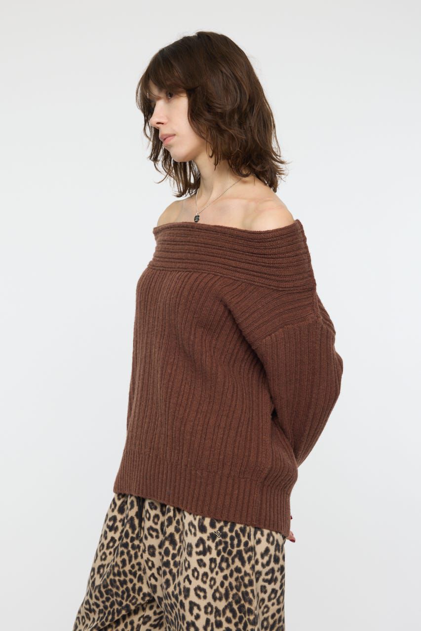 MOUSSY「OVER RIB OFF SHOULDER トップス」|ニット・セーター|