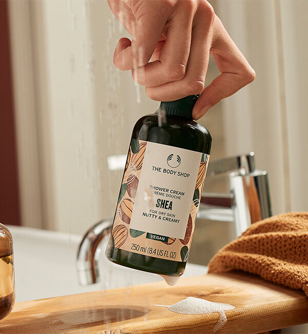 THE BODY SHOP「シャワークリーム SB 250mL（香り：シア）」|ボディクレンジング|