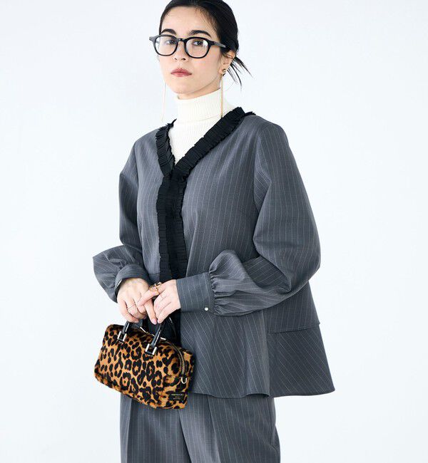 NOLLEY'S「《セットアップ対応》ウォッシャブル衿プリーツペプラムブラウス」|シャツ・ブラウス|グレー系1