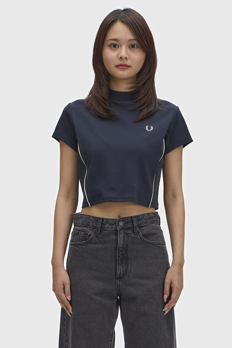 FRED PERRY 「Piped Seams Mock Neck T-Shirt／パイピングシームモックネックTシャツ」|Tシャツ・カットソー|