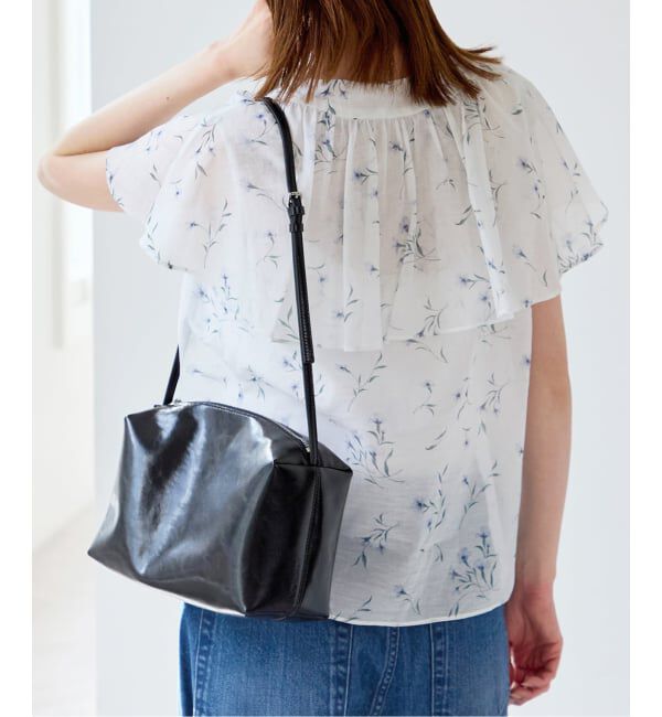 U by SPICK&SPAN「【LOW CLASSIC / ロウクラシック】Lc LEATHER CARAMEL BOX BAG」|ショルダー・メッセンジャー|
