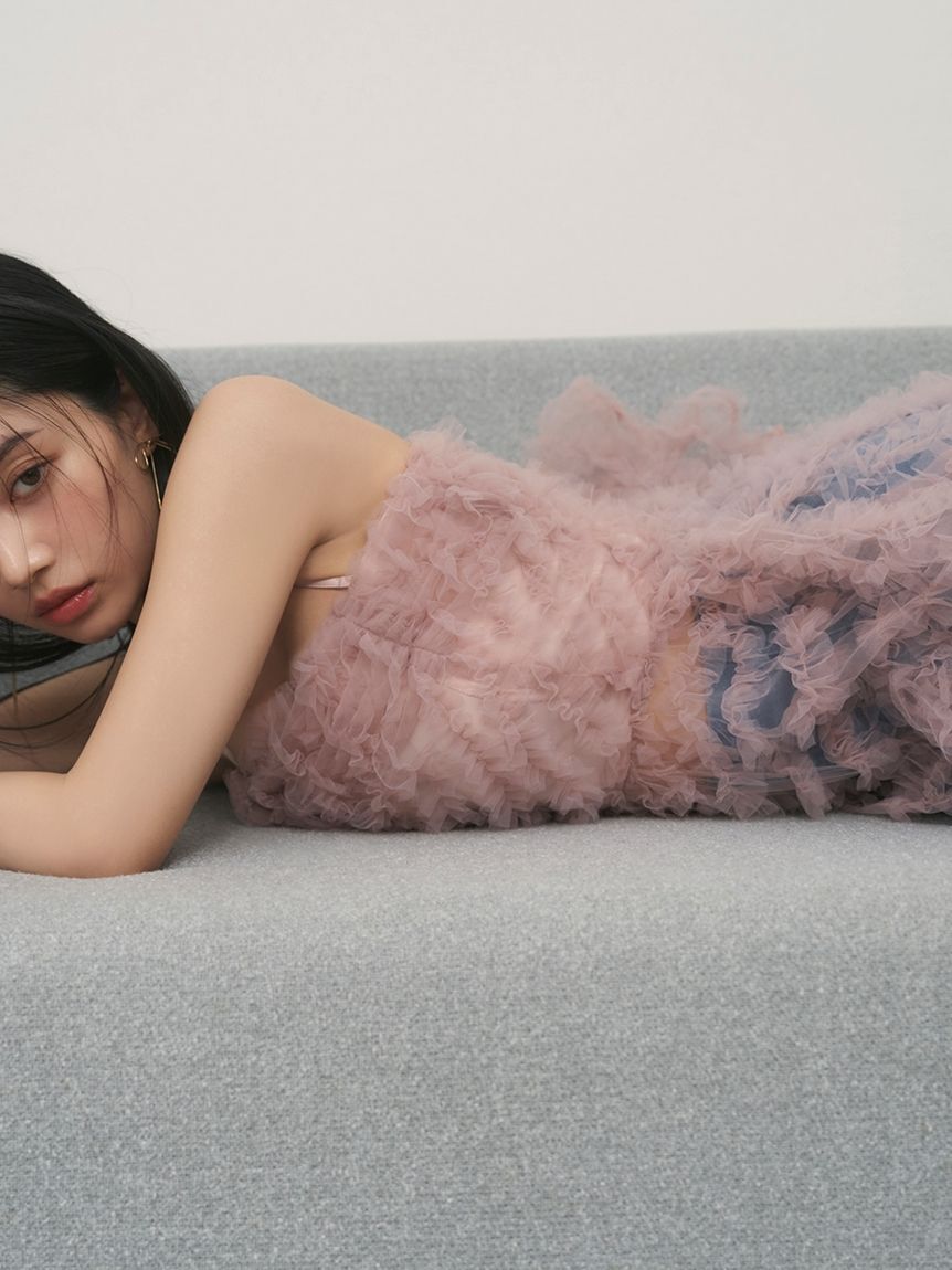 SNIDEL「チュール刺繍ベアペプラムトップス」|Tシャツ・カットソー|