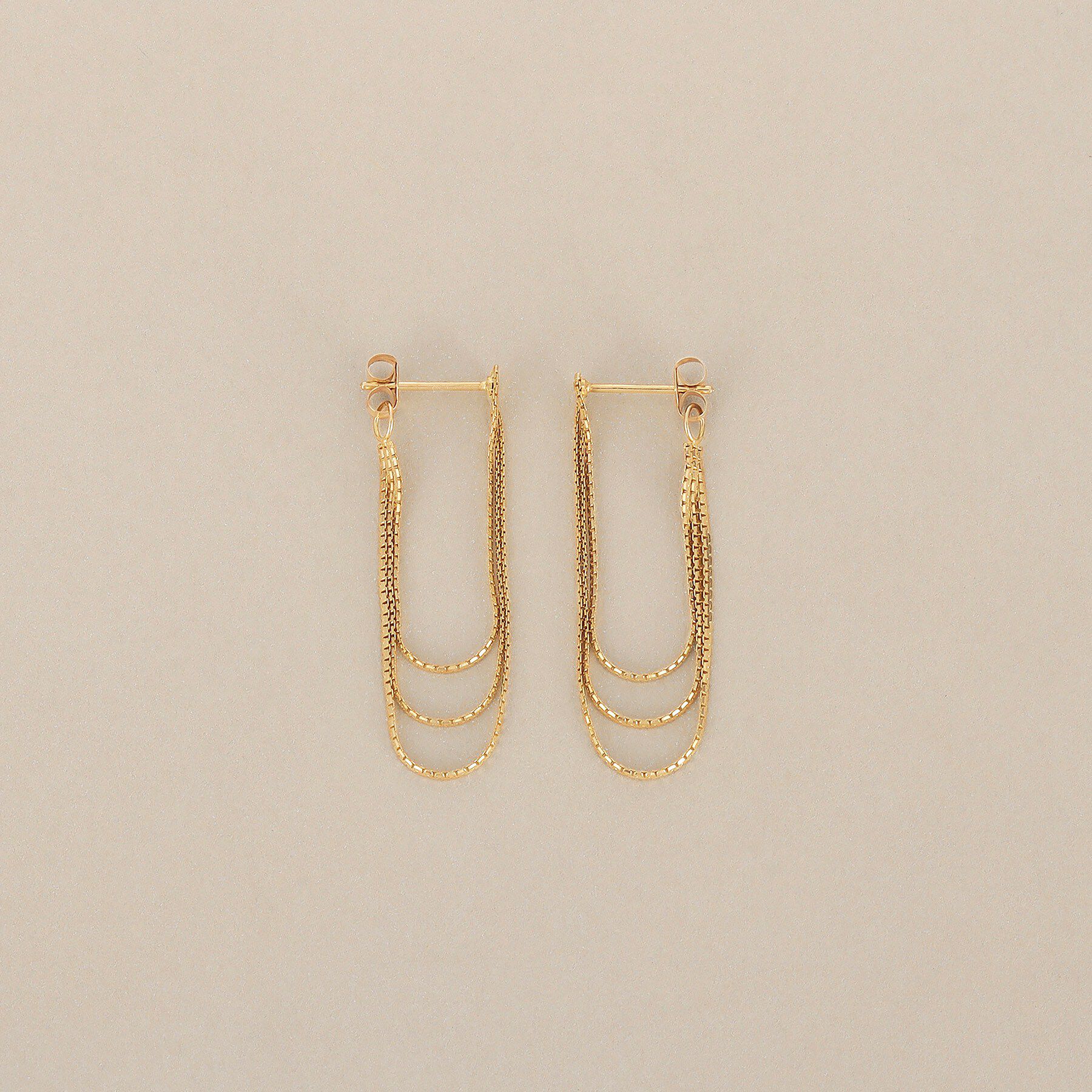 COCOSHNIK「K10ベネフラ3連チェーンフープ スタッドピアス」|ピアス|