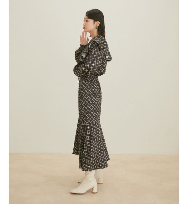 VIS「【セットアップ対応】【洗える】モノグラムフリルシャーリングブラウス」|シャツ・ブラウス|