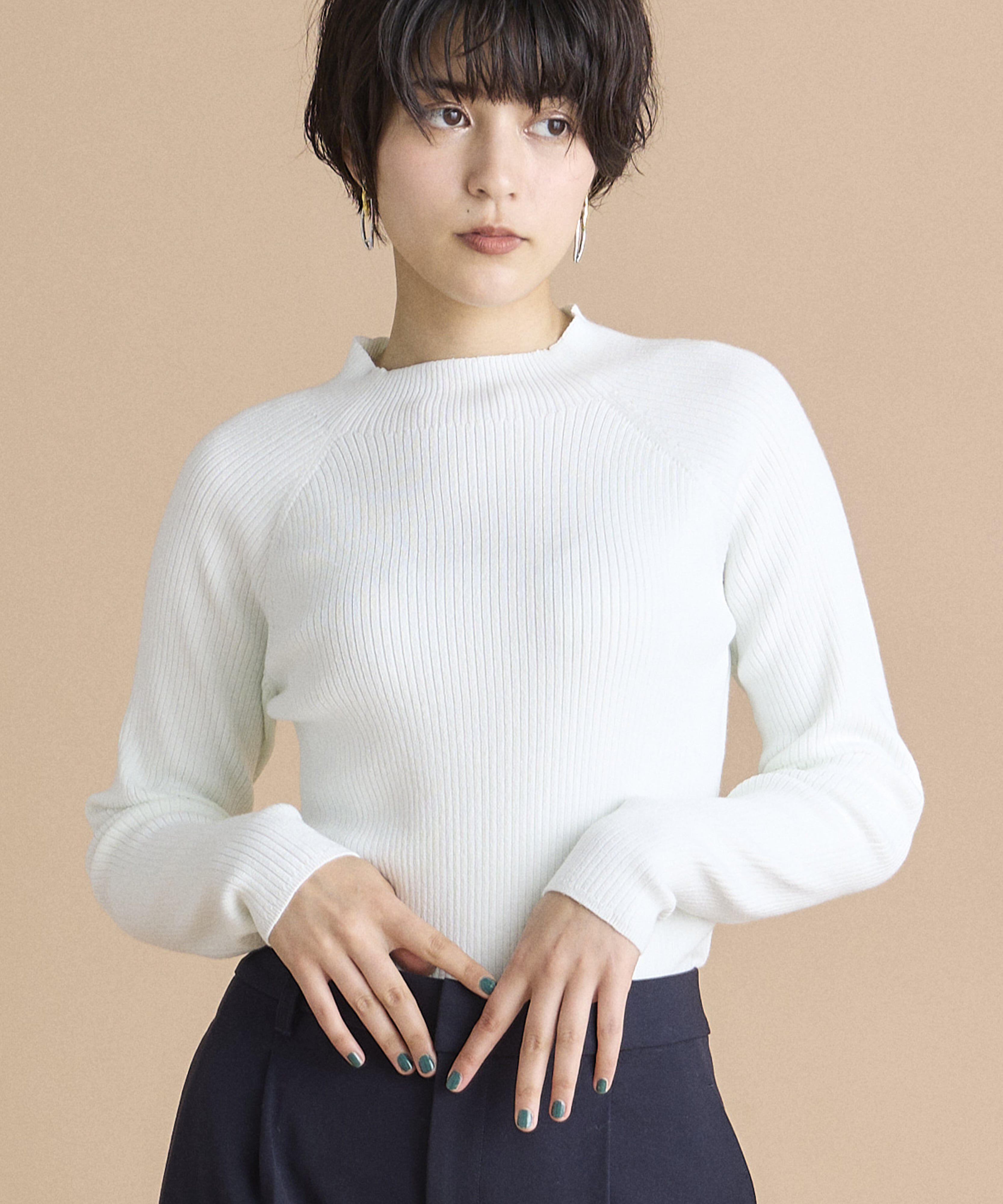 INED「《INED CLARO》スーパーストレッチローネックニット」|ニット・セーター|アイボリー2