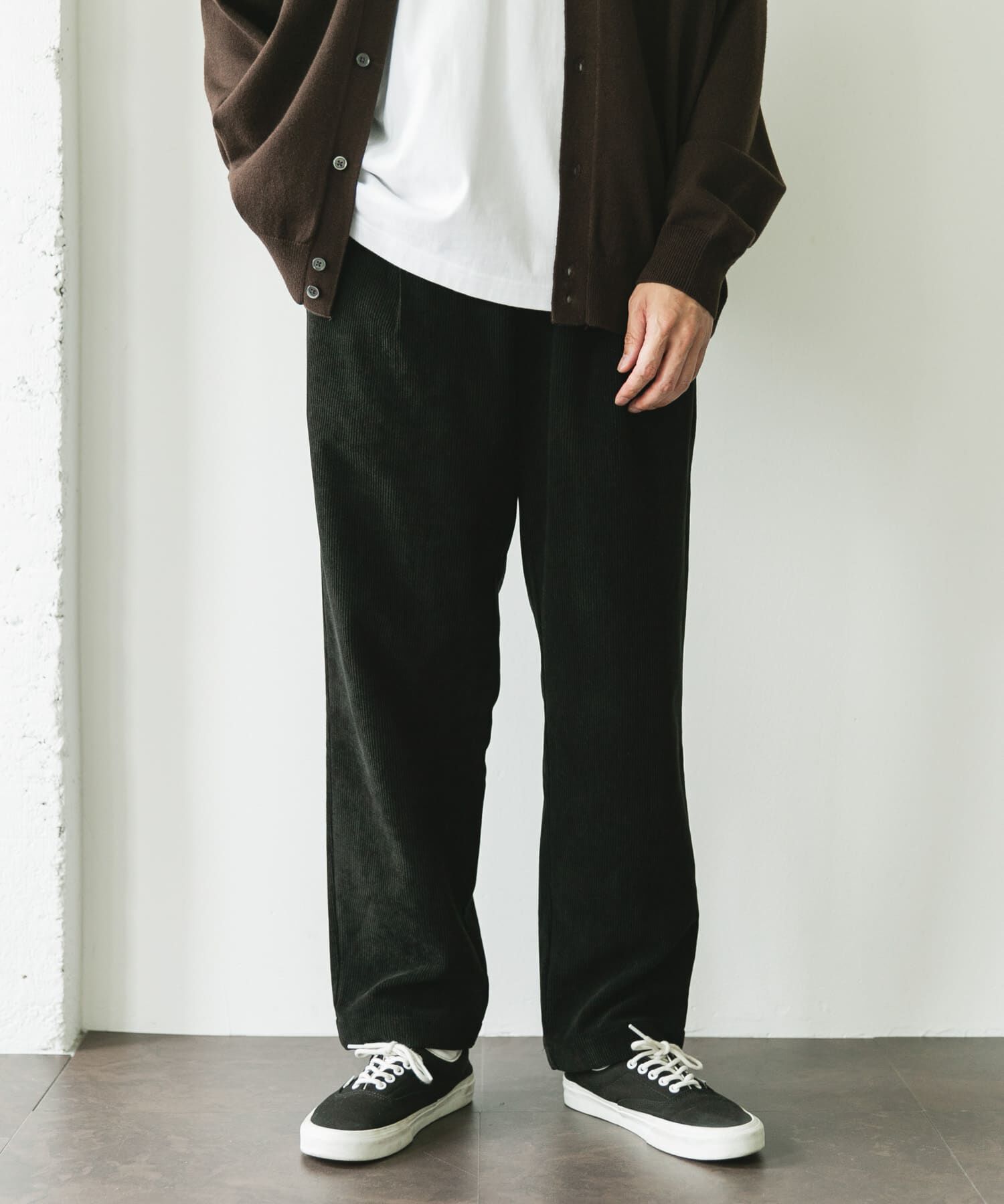 URBAN RESEARCH DOORS「『イージーケア』『UR TECH』コーデュロイイージートラウザー」|その他|