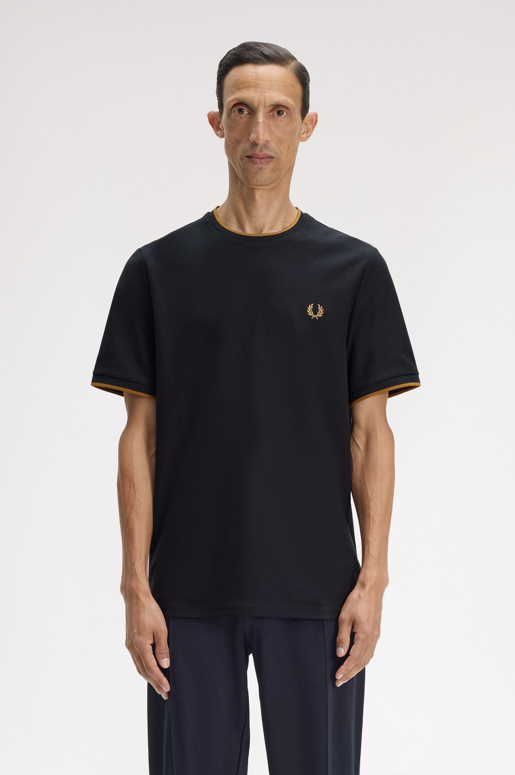 FRED PERRY 「Trim Detail Crepe Pique T-Shirt ／シングルティップTシャツ」|Tシャツ・カットソー|