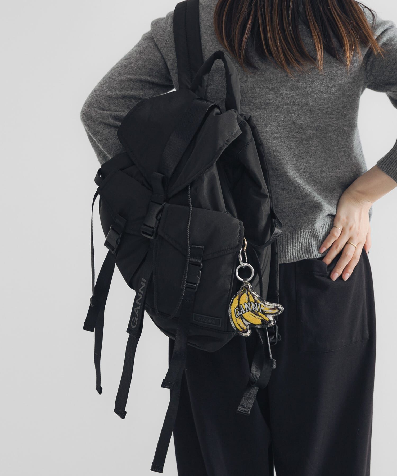 URBAN RESEARCH「GANNI　Banana Keyring Velvet」|チャーム・キーホルダー|