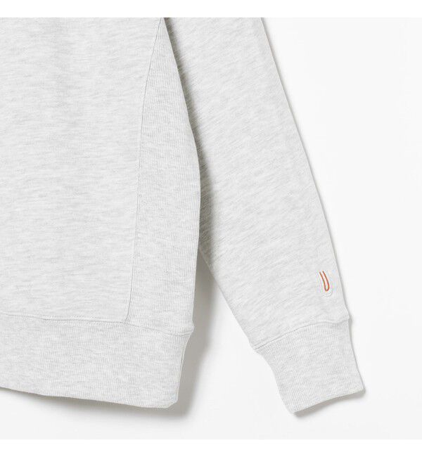 BEAMS「【別注】UNIVERSAL OVERALL / ロゴ クルーネック スウェット」|スウェット・ジャージ|