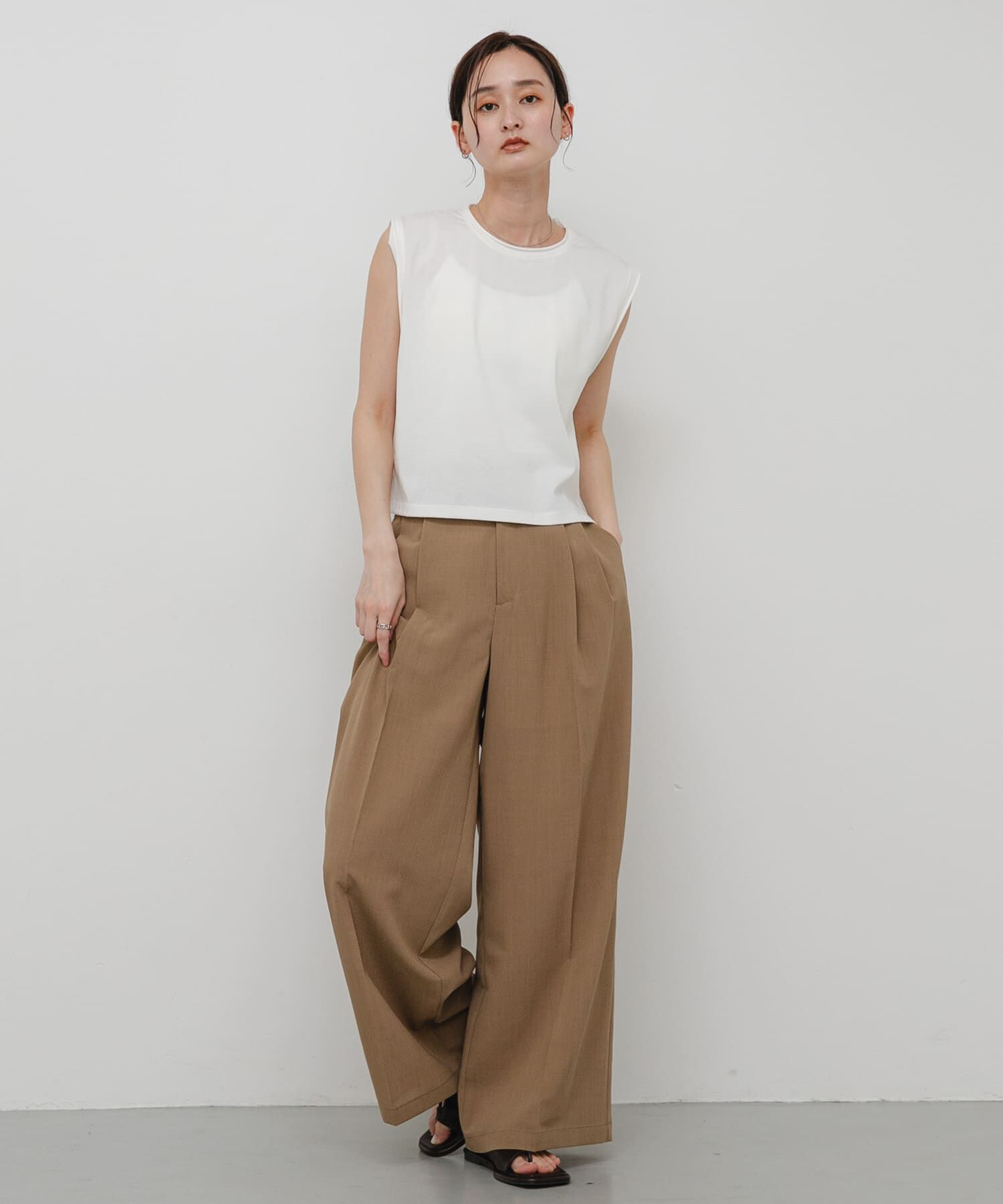 SENSE OF PLACE by URBAN RESEARCH「『汗ジミ防止』SKINProofノースリーブロールTシャツ」|タンクトップ|