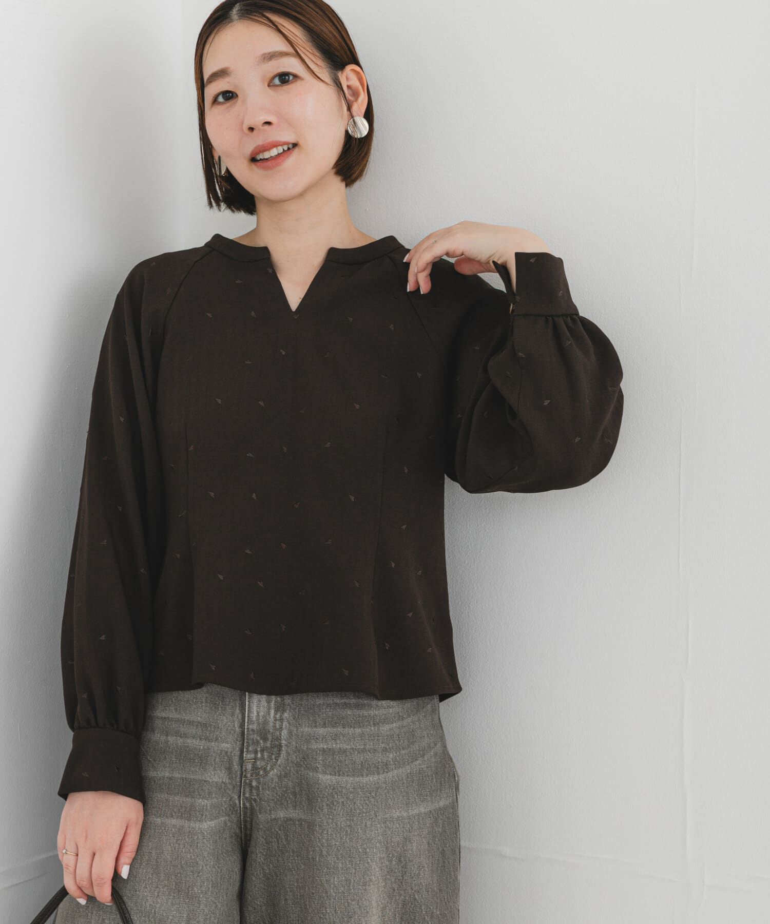 URBAN RESEARCH ROSSO「F by ROSSO　ハート刺繍2WAYブラウス」|シャツ・ブラウス|ブラウン