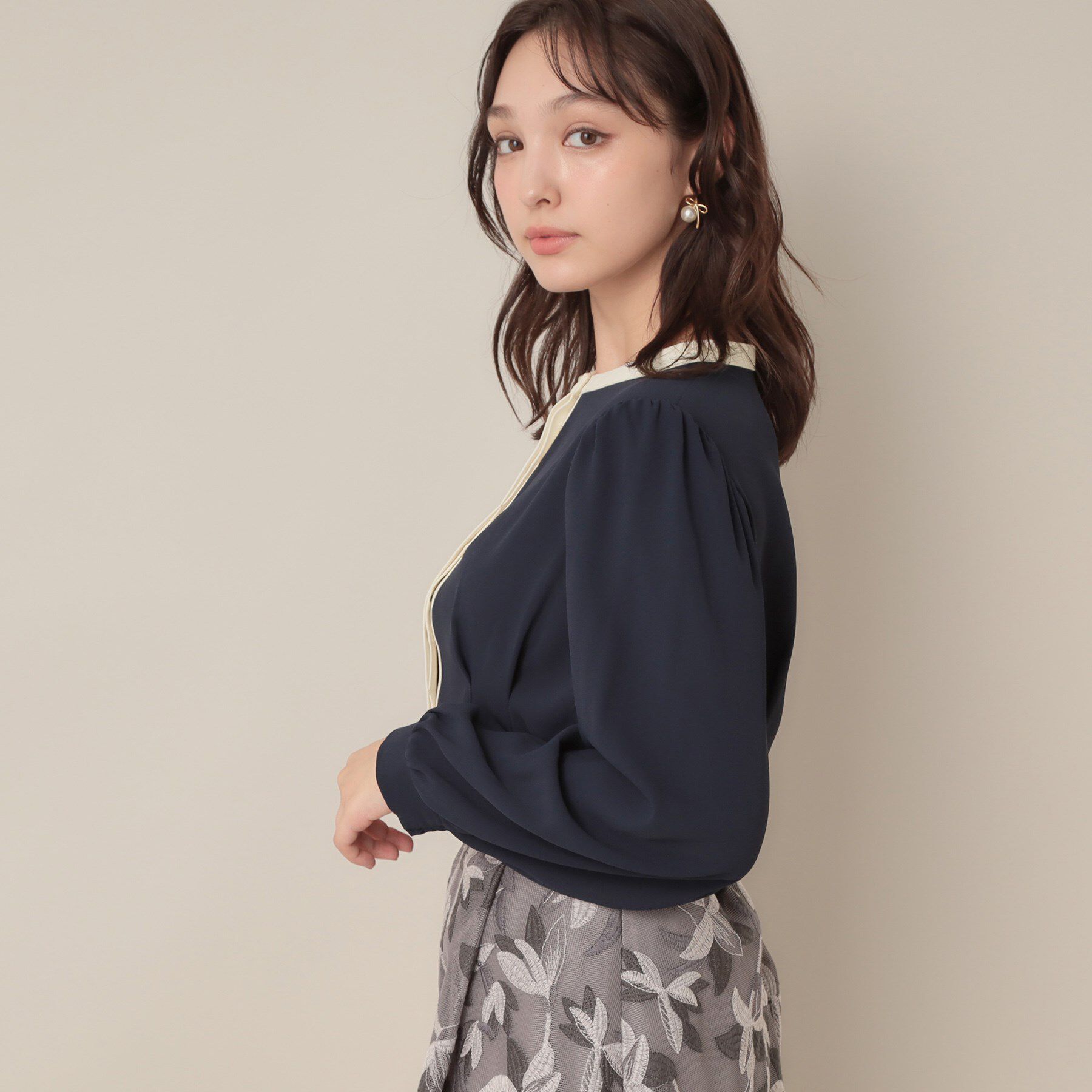 Couture broach「【きれいめ・通勤】配色羽織れるブラウス」|シャツ・ブラウス|