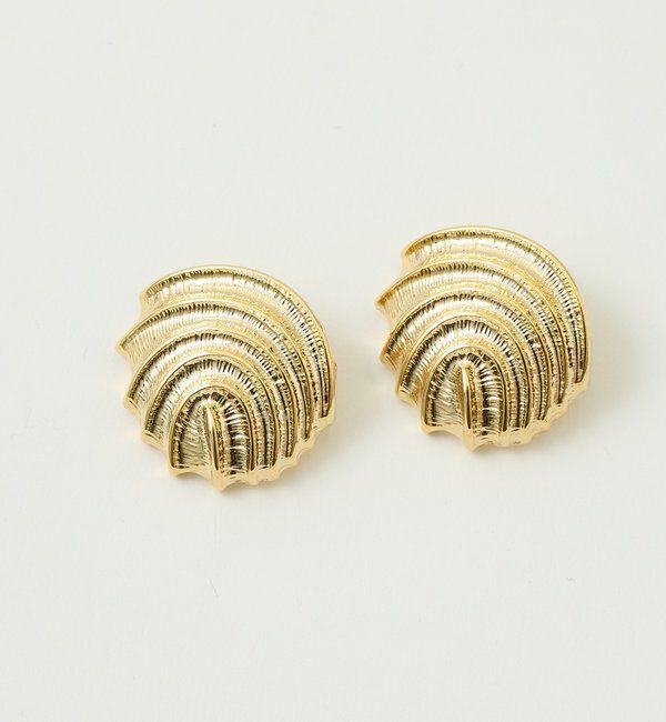  「予約【耳元に存在感をプラス】シェルモチーフピアス」|ピアス|